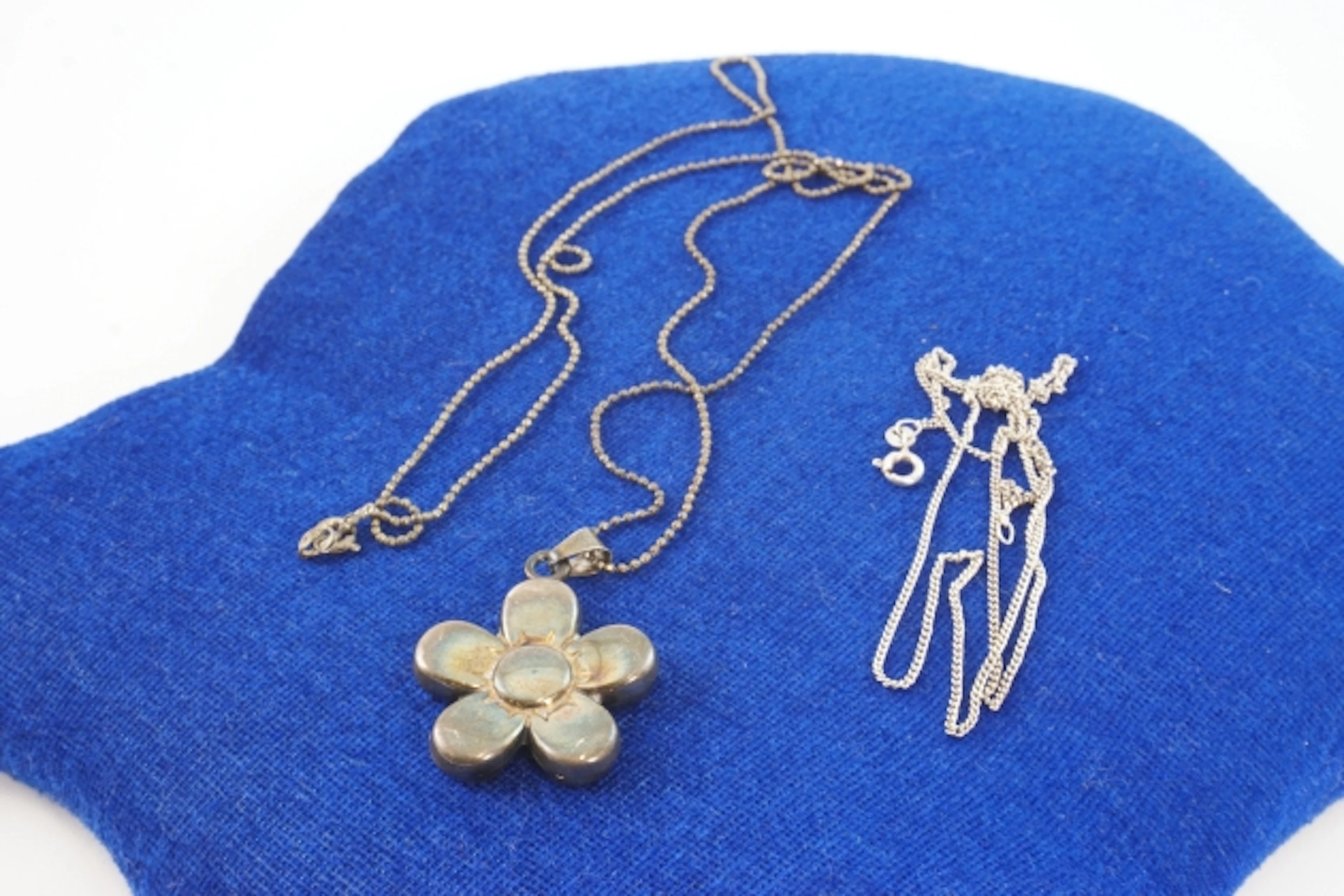 Silverhalsband Jens Aagaard och silverkedja