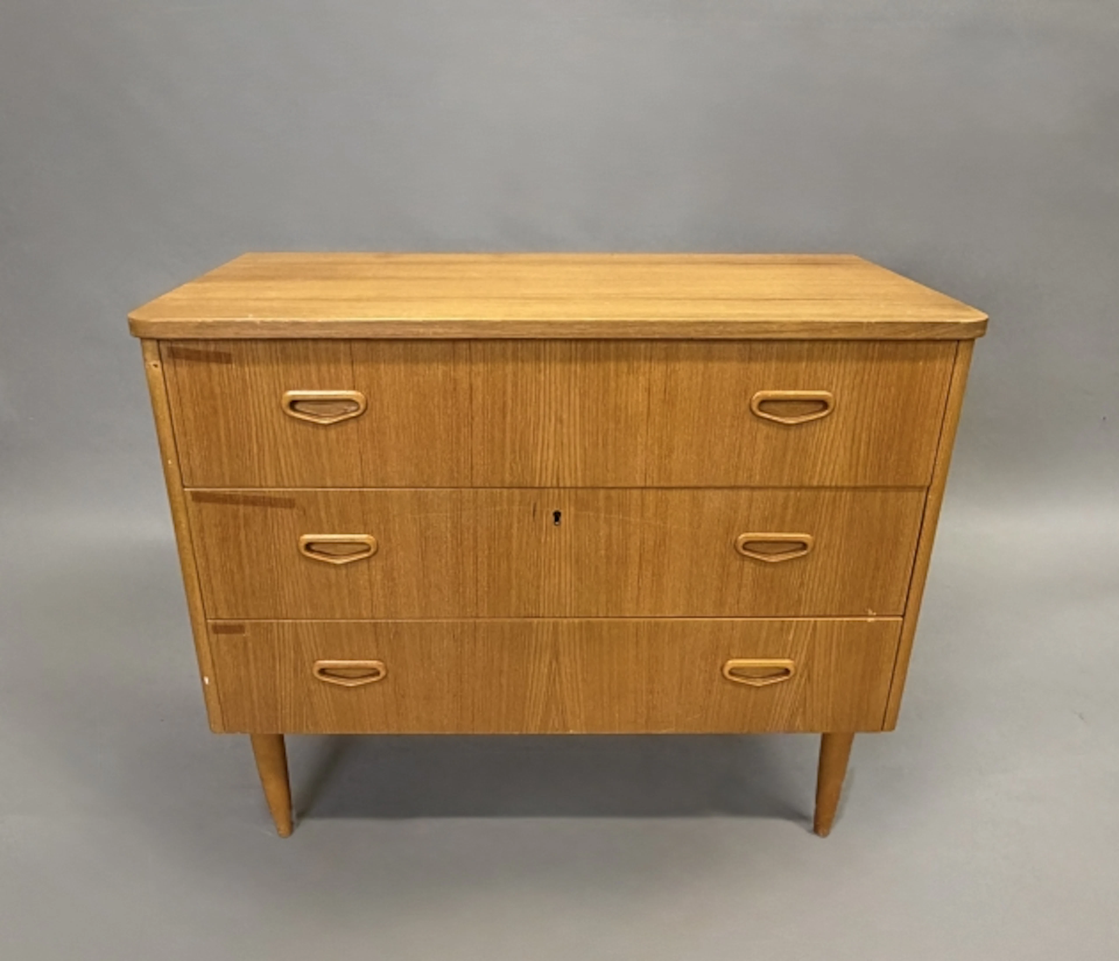BYRÅ, teak, 1900-talets mitt