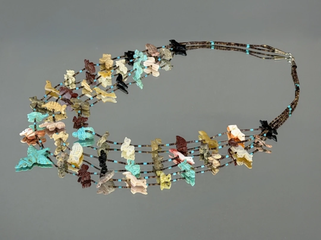 INDIANSKT FETISH-HALSBAND, Zuni Pueblo, New Mexico