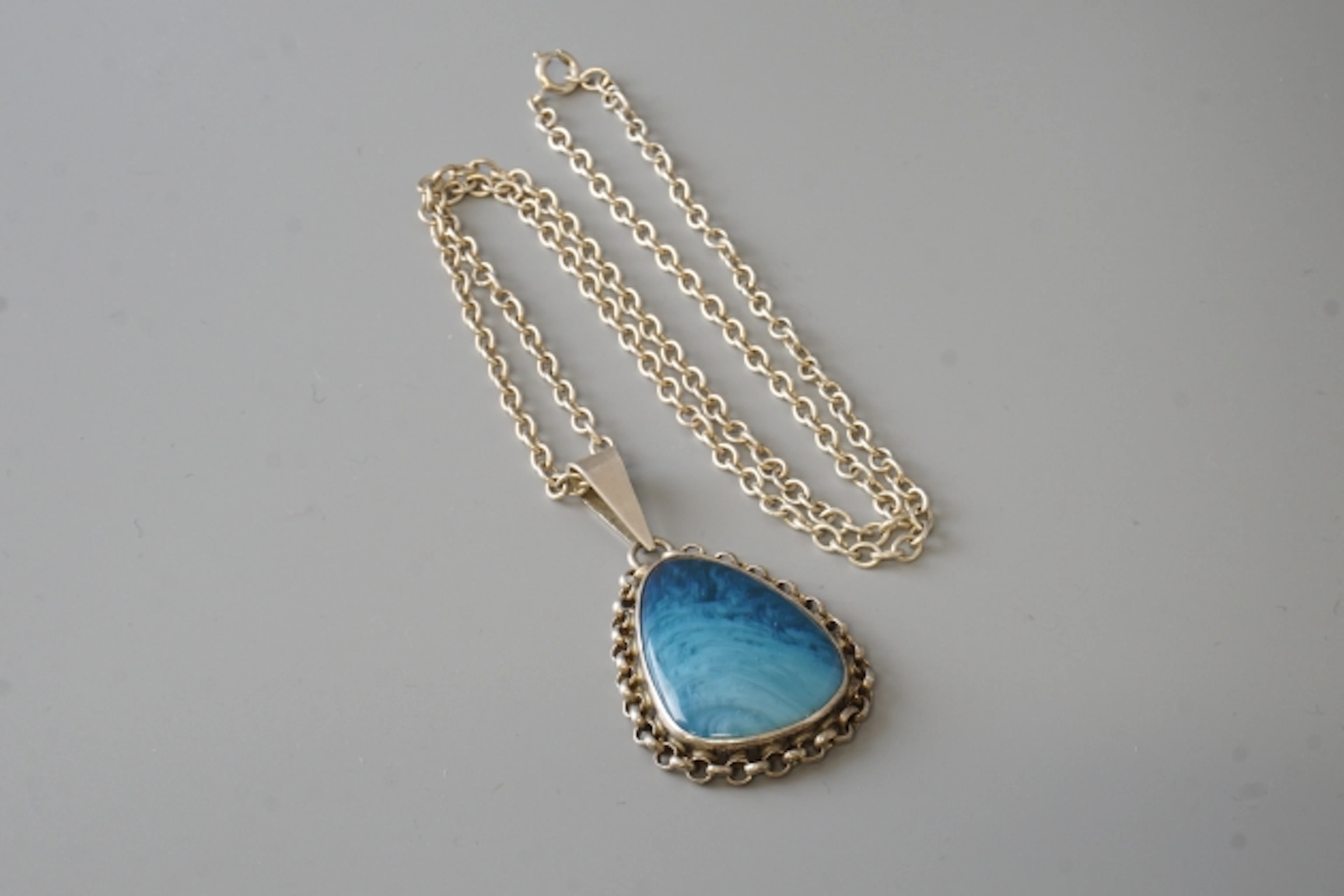 Handgjort Silverhalsband, Bergslagssten, 1973