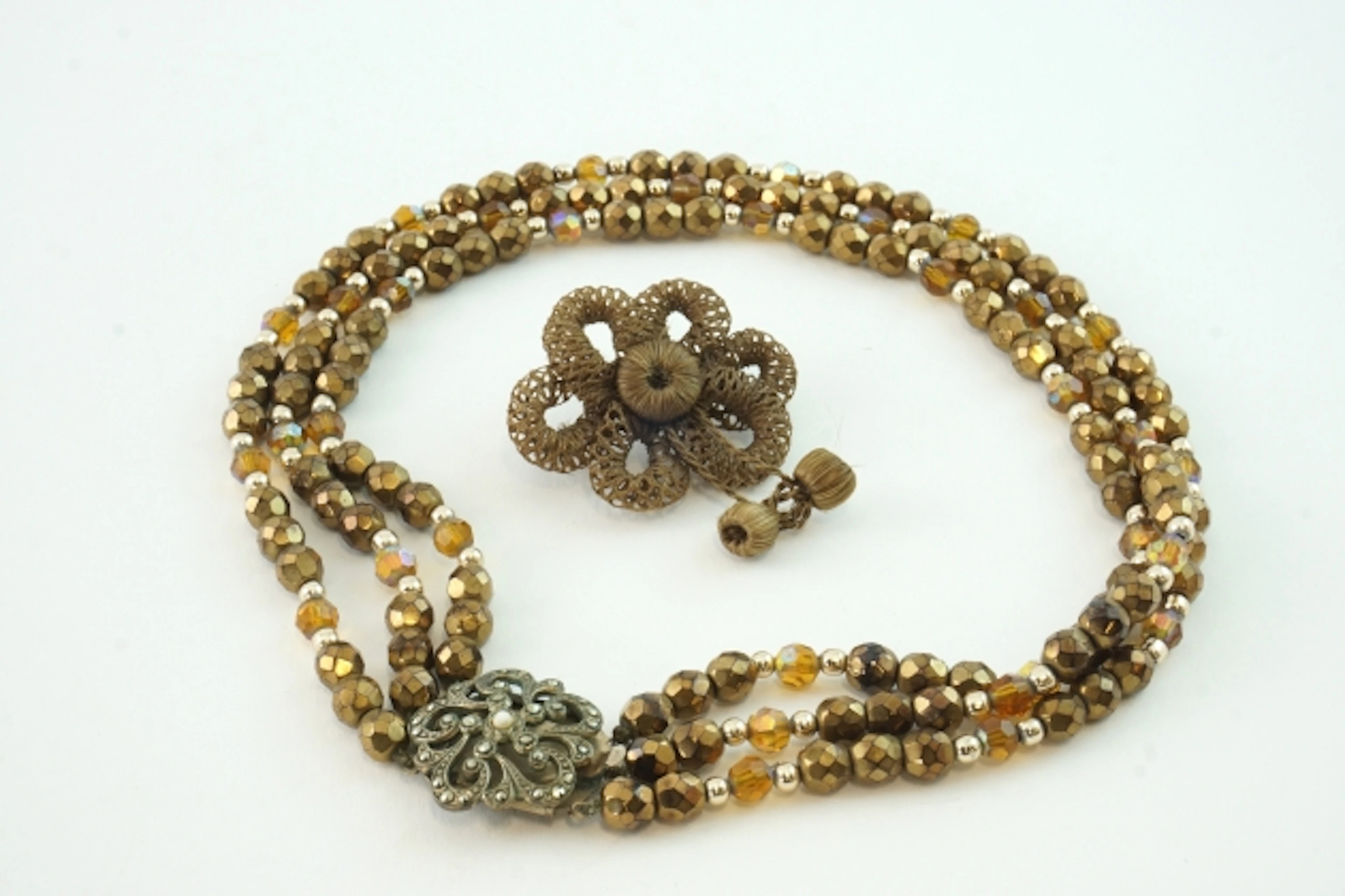 Vintage Hårarbete och Halsband. 18/1900-tal