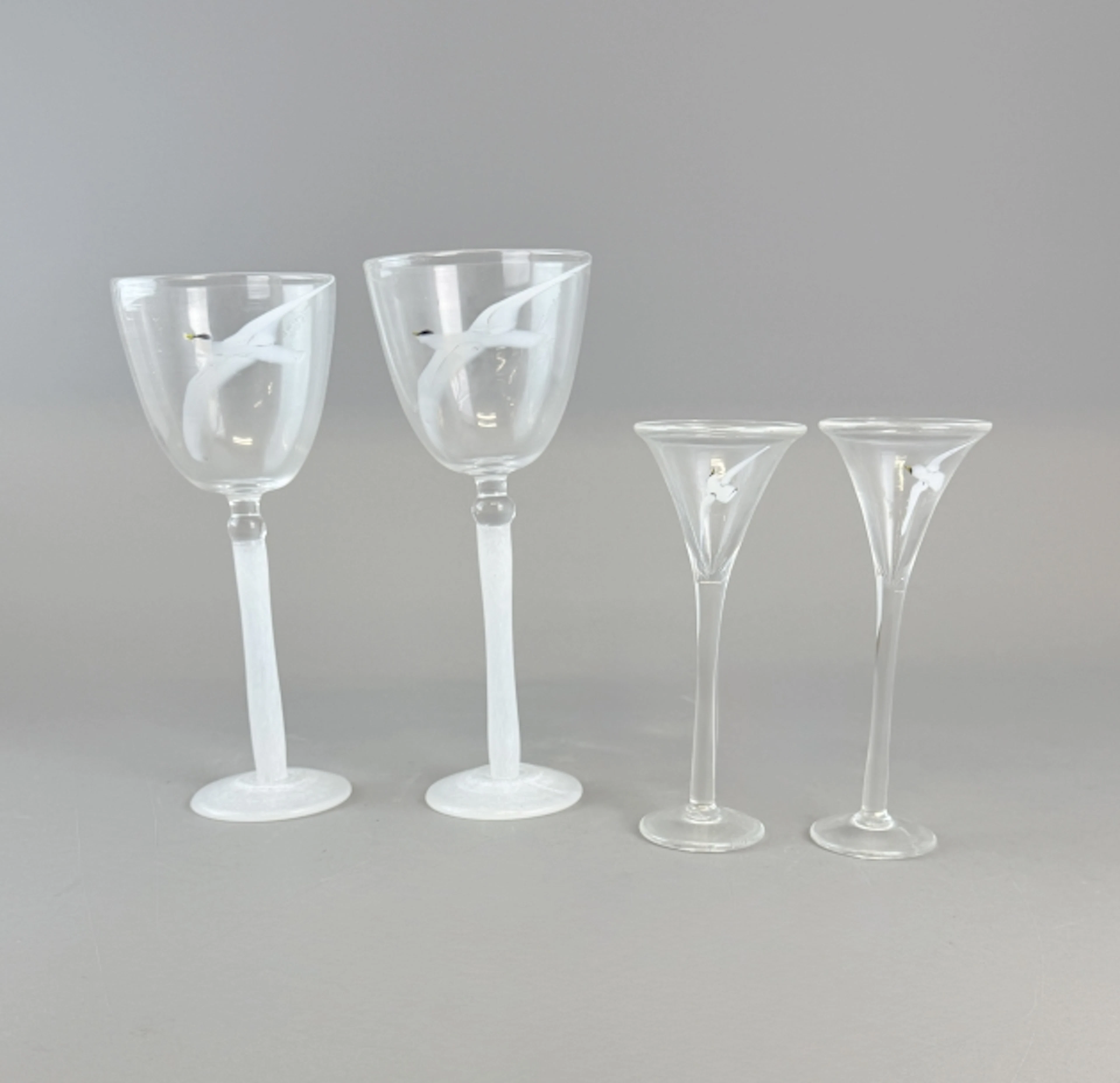 EWA ULLBERG, 4 st, Vin/snaps glas, signerade och daterade.