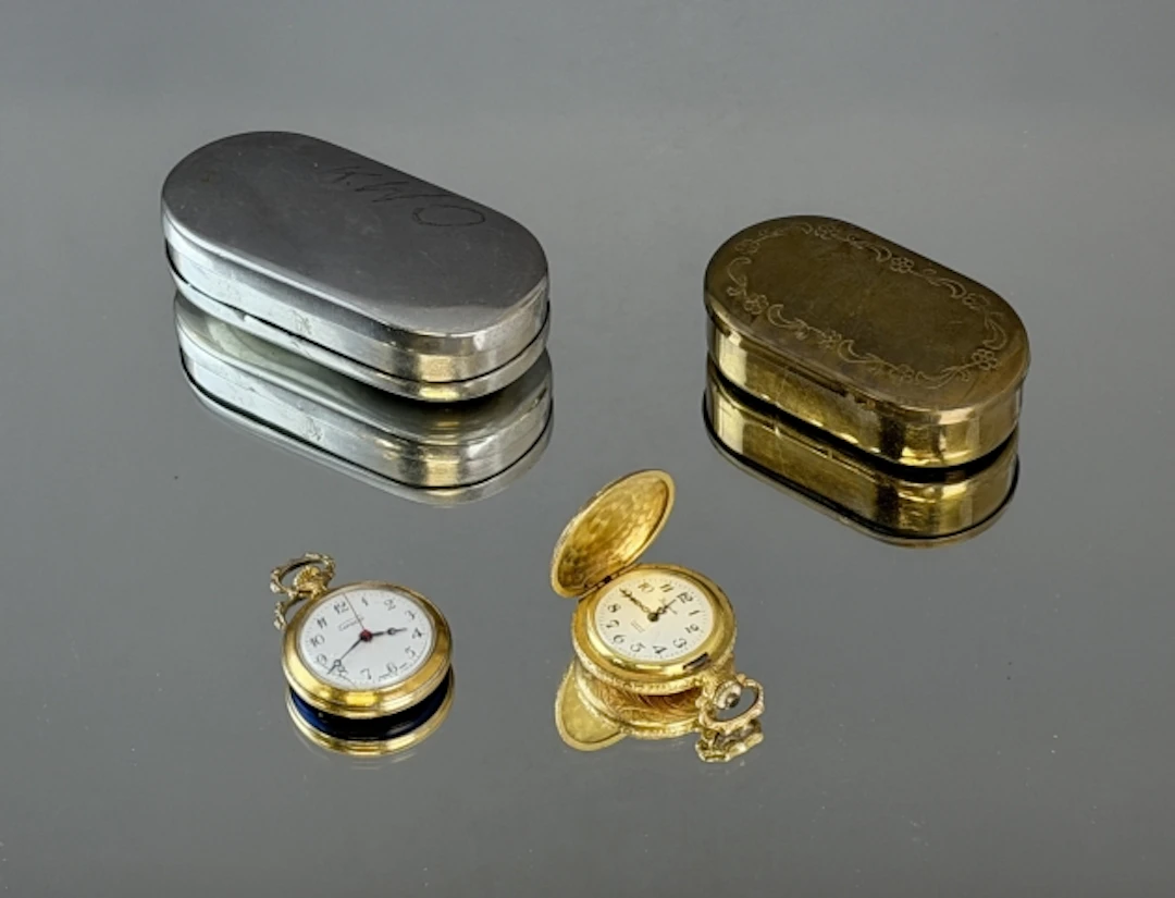 FICKUR, 2 st, Eweco och Lagonda + Snusdosor, 2 st