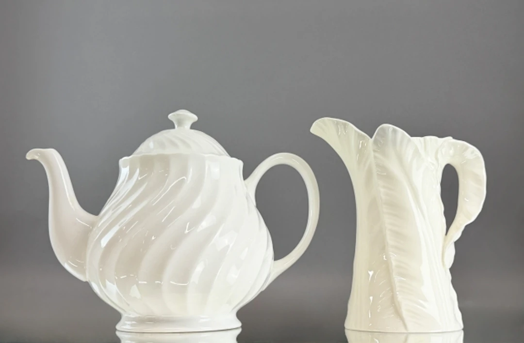 TEKANNA & GRÄDDKANNA, engelskt benporslin, Royal Tuscan & Royal Worcester