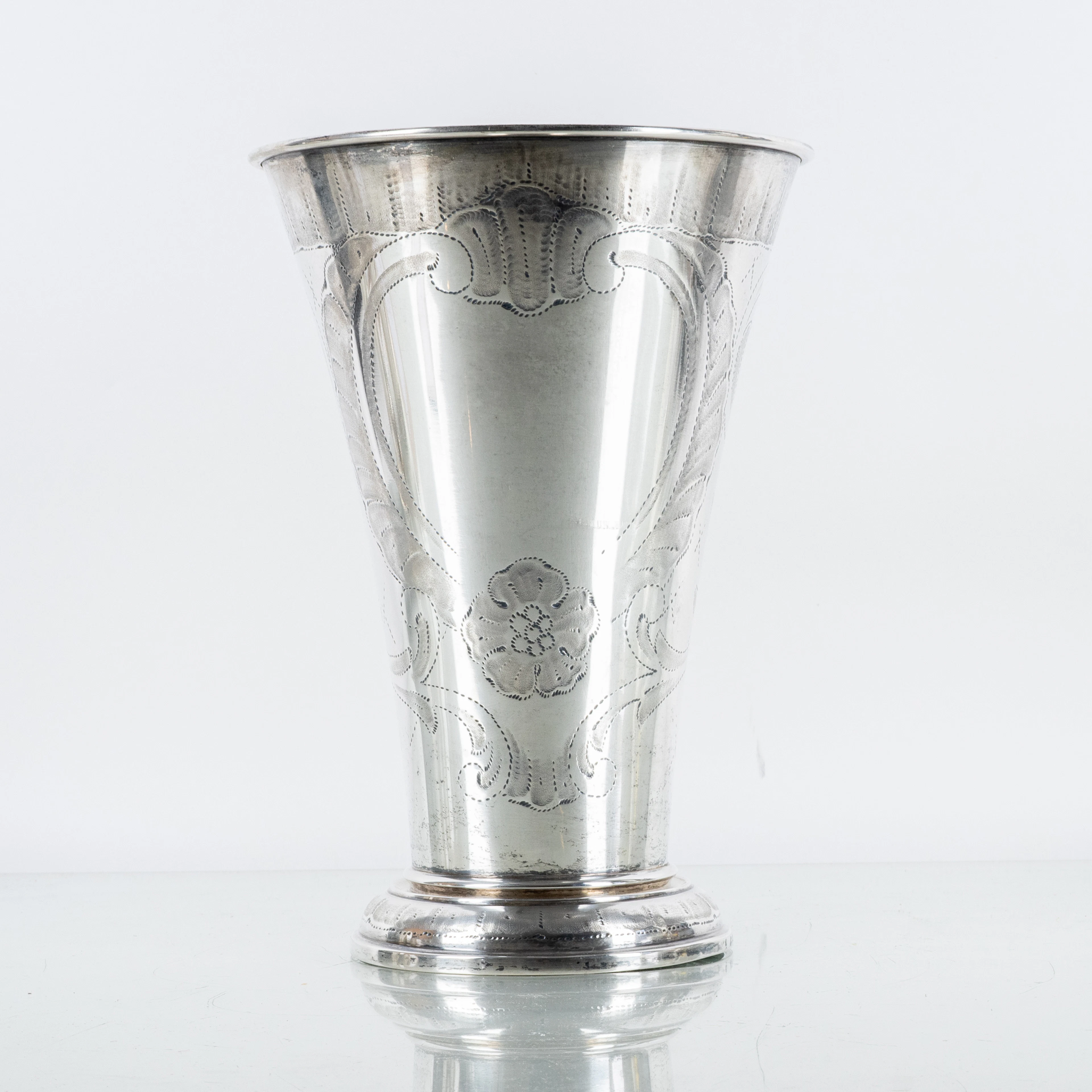 VASE, argento, stile rococò, CG Hallberg, Stoccolma 1934
