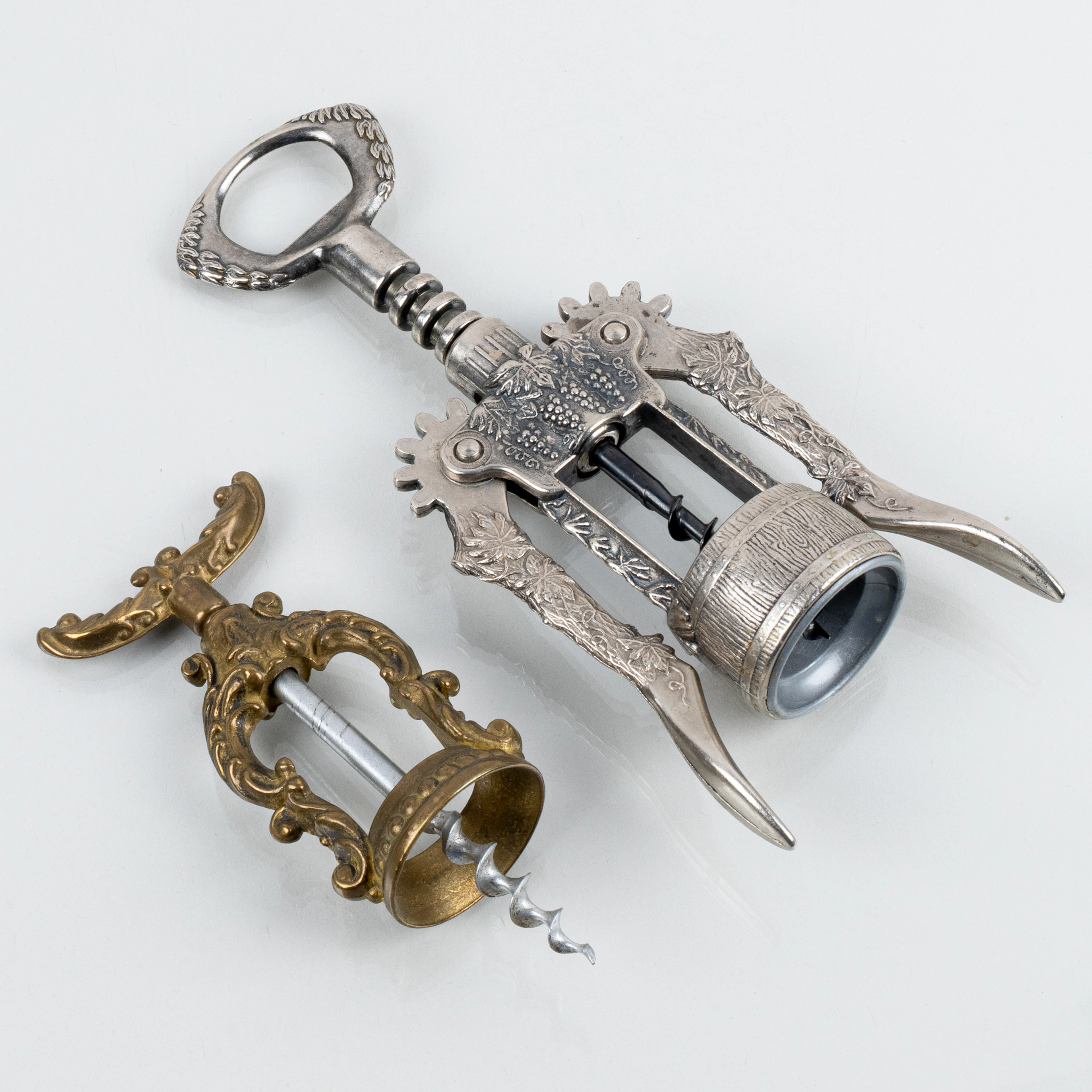 TIRE-BOUCHONS, 2 pièces, métal, années 1900
