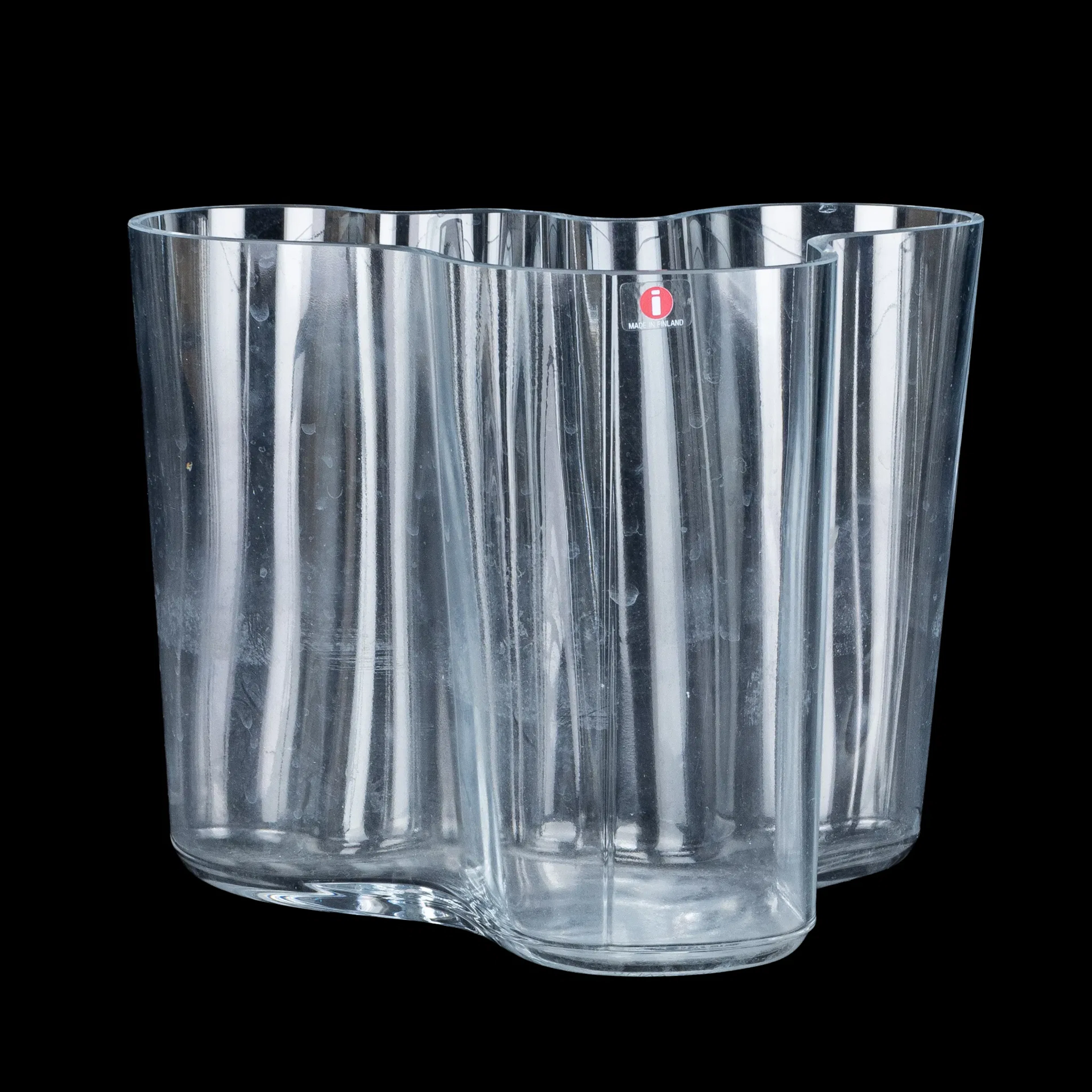 Un jarrón de vidrio Alvar AALTO "Saboy", Iittala, Finlandia, siglos XX/2000