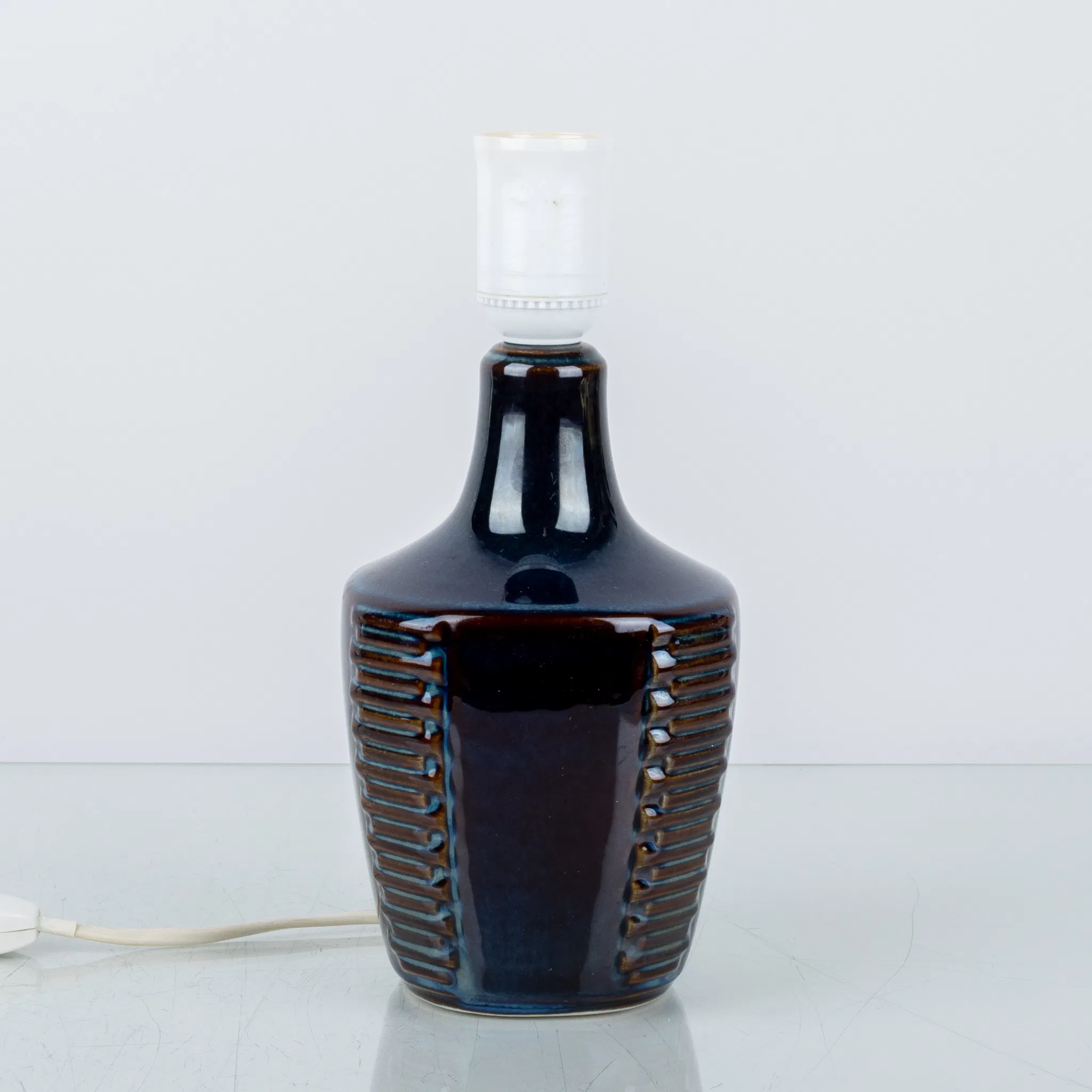 EINAR JOHANSEN, a table lamp, model no. 1026, Søholm, Bornholm, Denmark, 1950's