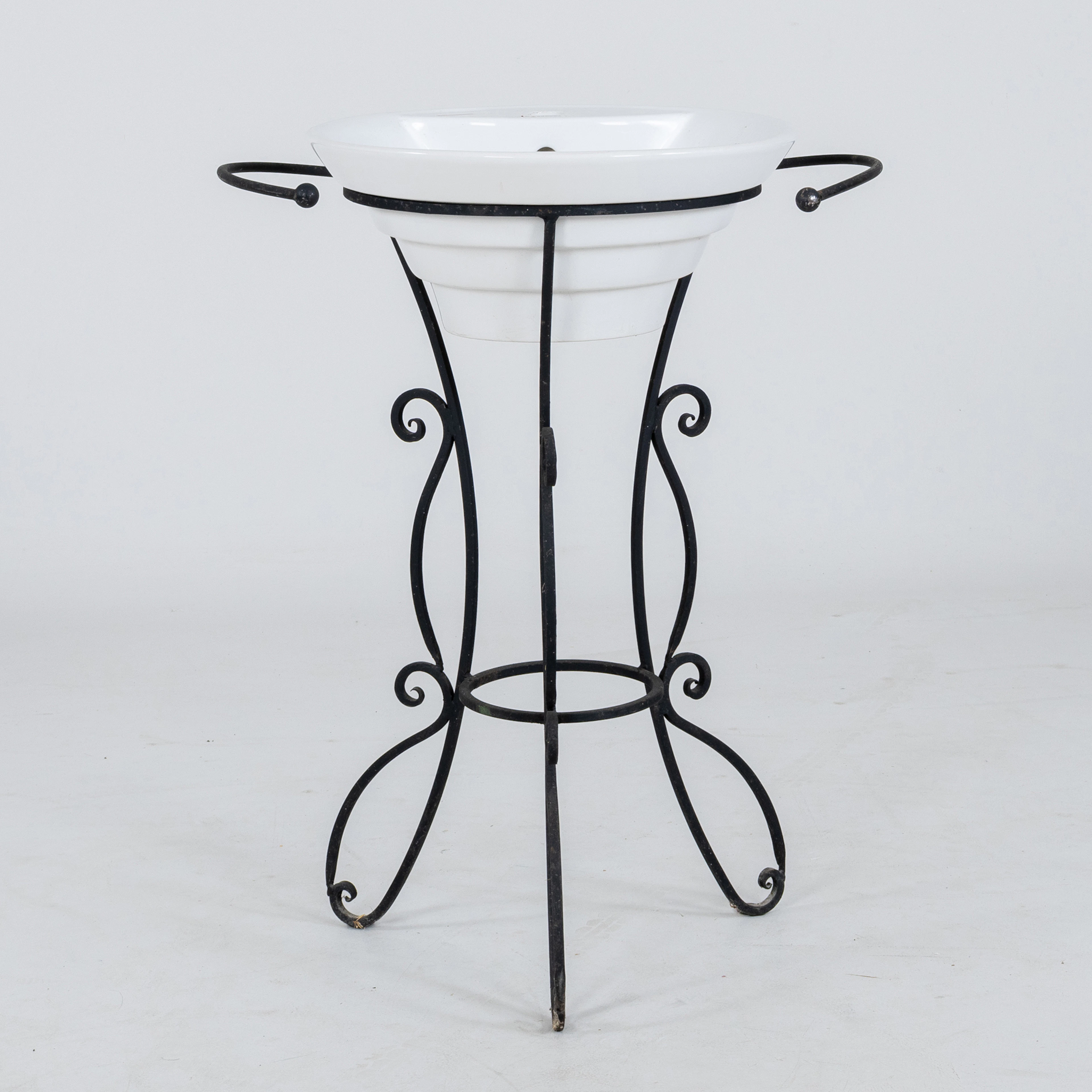 WASHBASIN, porcelain and wrought iron, Morvarid, 1900s