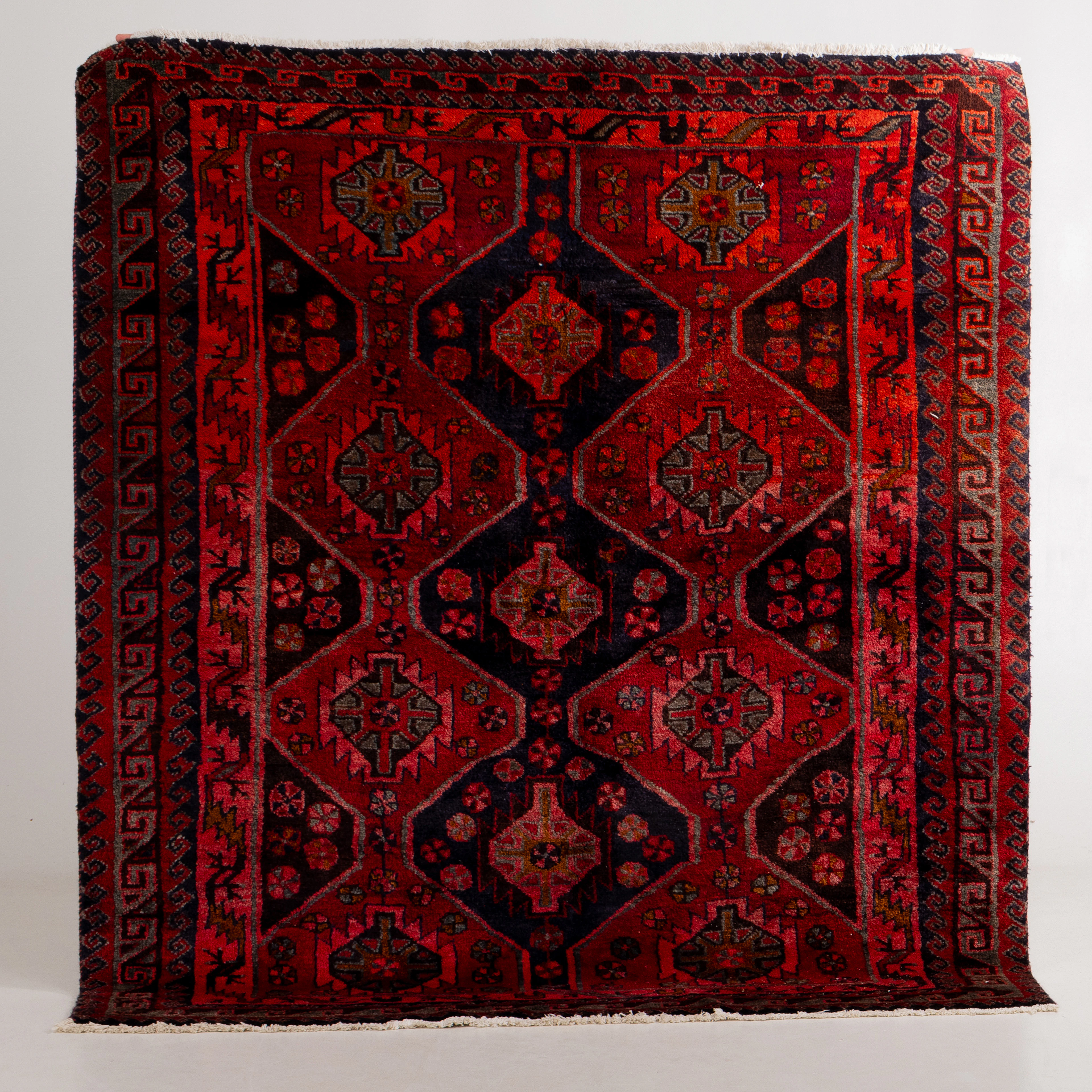 ORIENT TEPPICH, alt, ca. 175 x 203 cm