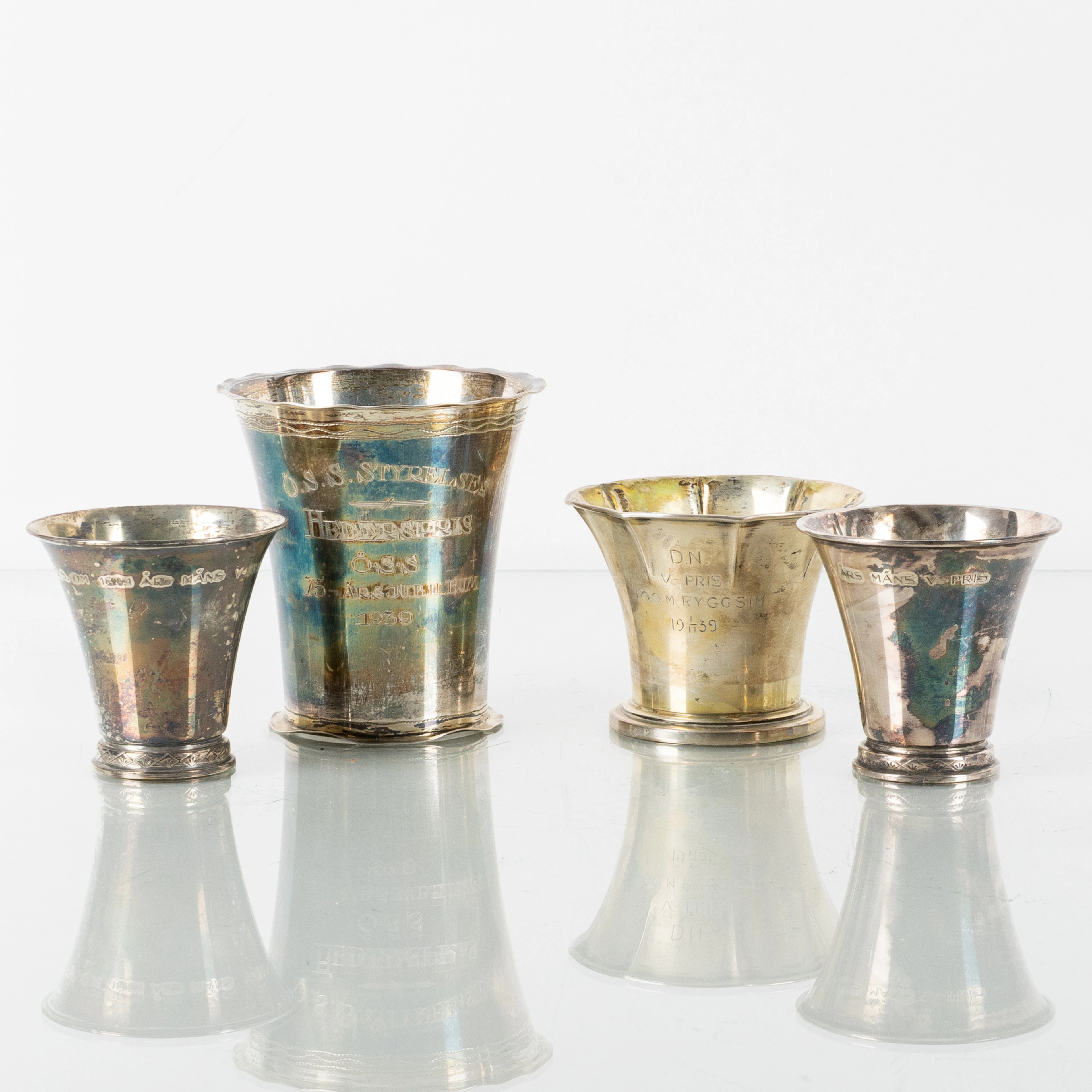 TAZZA, 4 pz, argento, blu GAB Stockholm 1938, peso tot circa 170 g