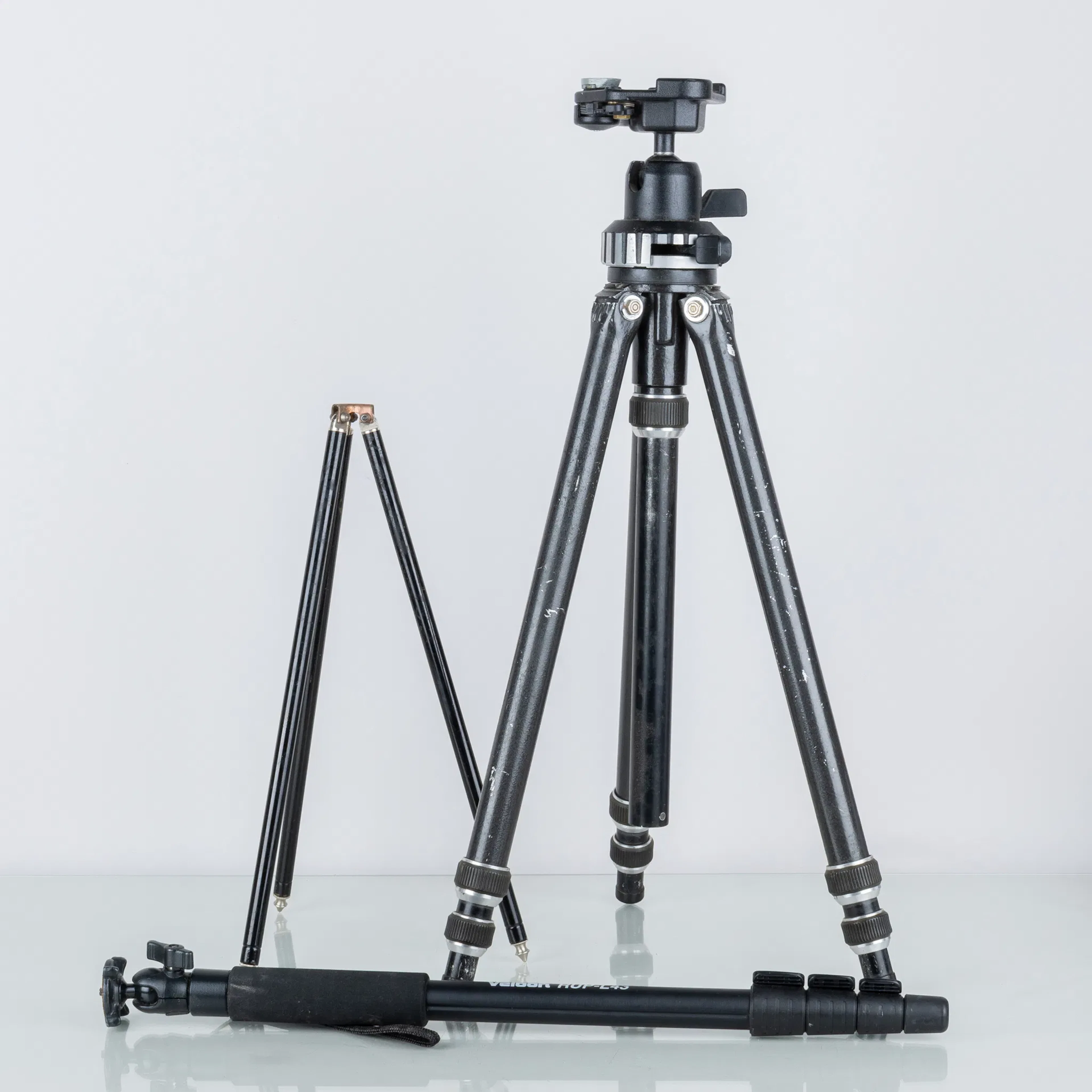 CAMERA TRIPOD, 3 pcs, including Velvon and Manfrotto
