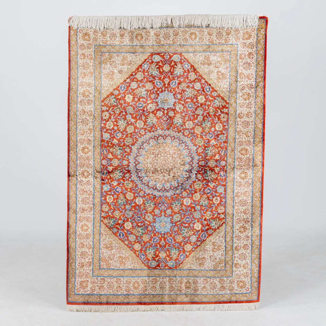 ORIENT CARPET, Ghom, seta, vecchia, circa 145 x 99 cm