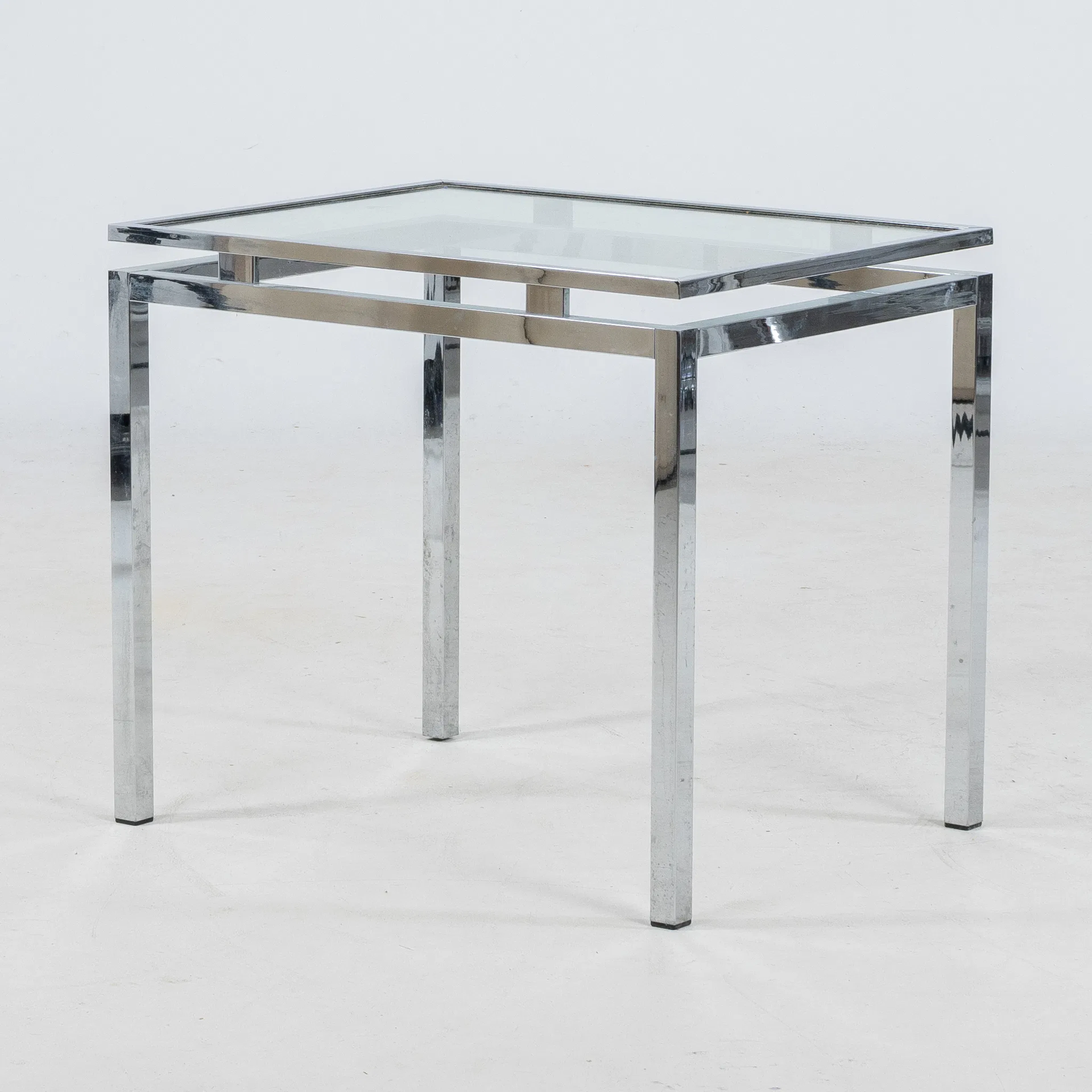SIDE TABLE, chromed metal, 1970s/80s