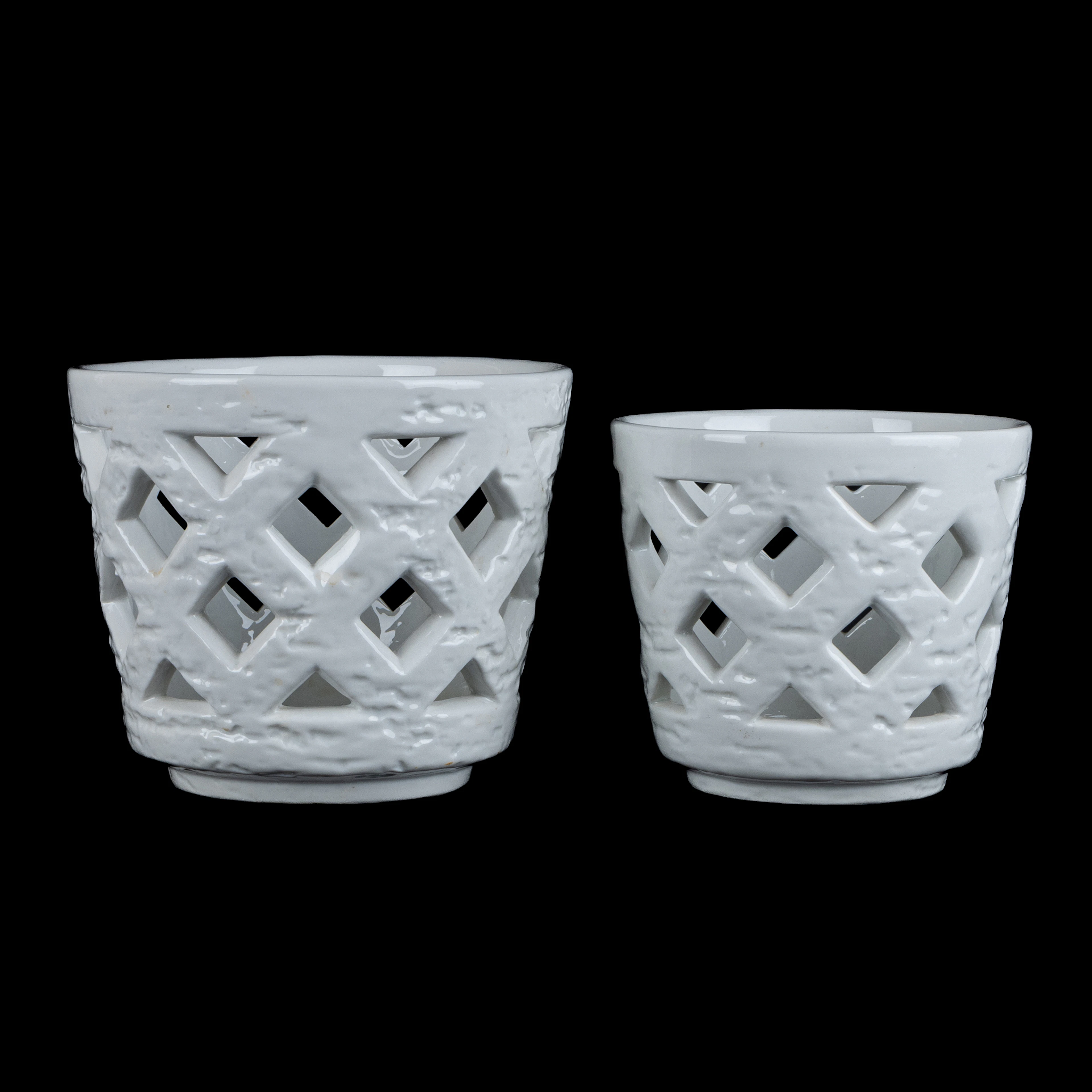 GUNNAR NYLUND, 2 outer liners, stoneware, Rörstrand