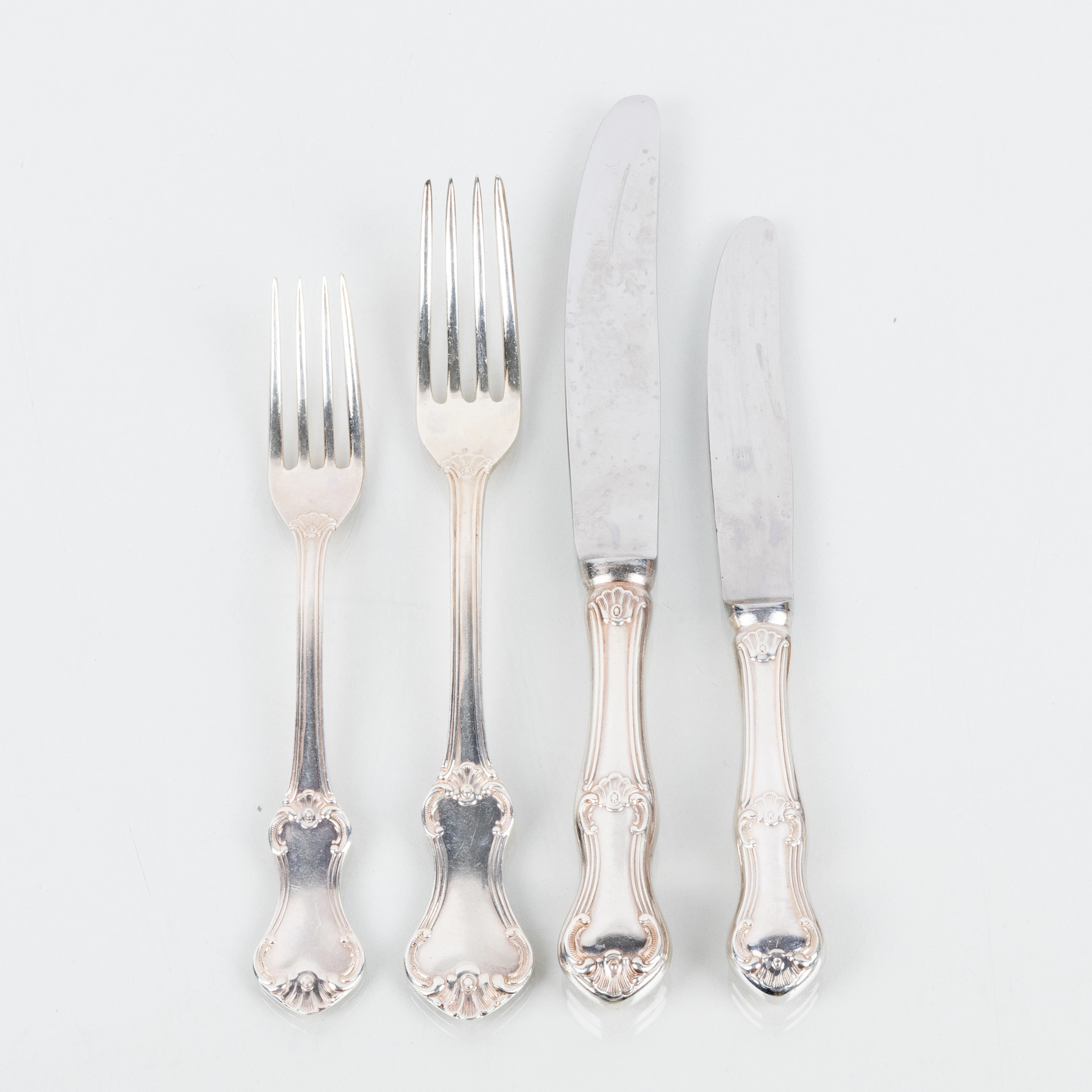 SET DI POSATE, 48 pezzi, argento di nichel, per 12 persone