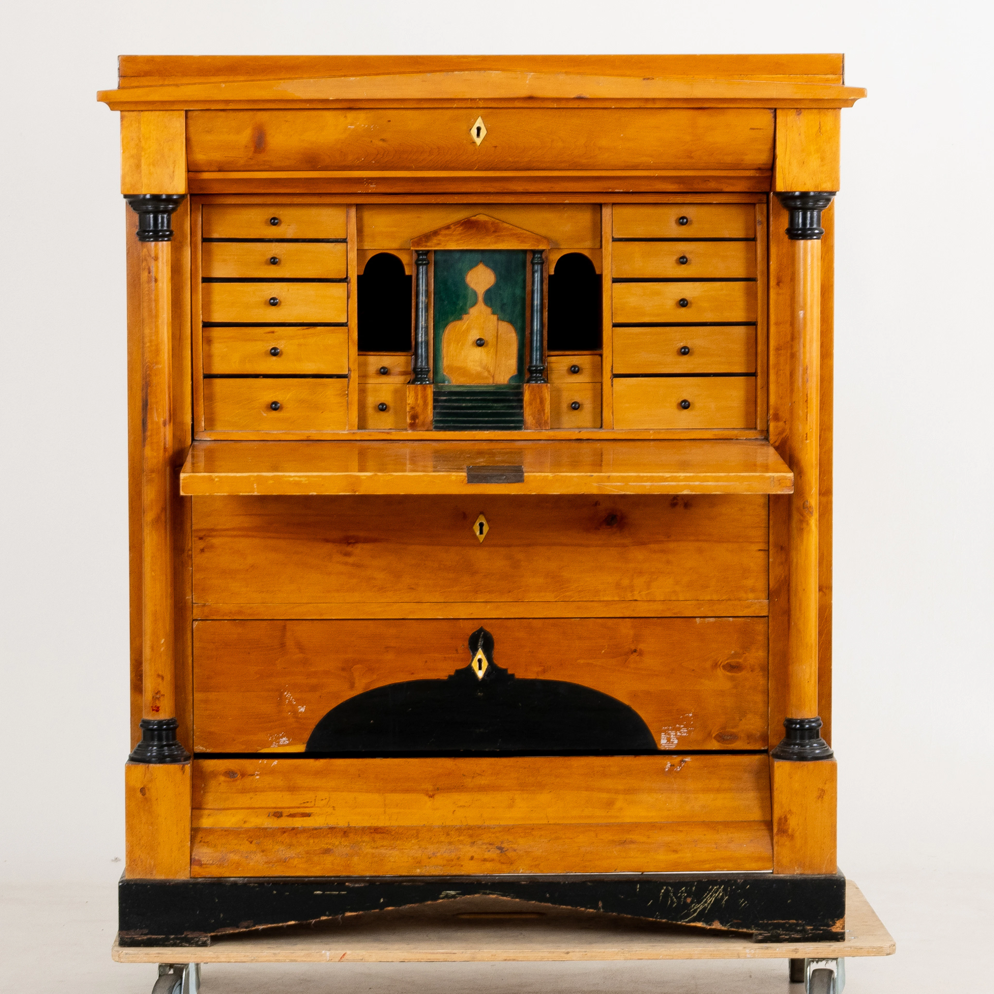 CHIFFONJÉ, Karl Johan, 1800-talets mitt