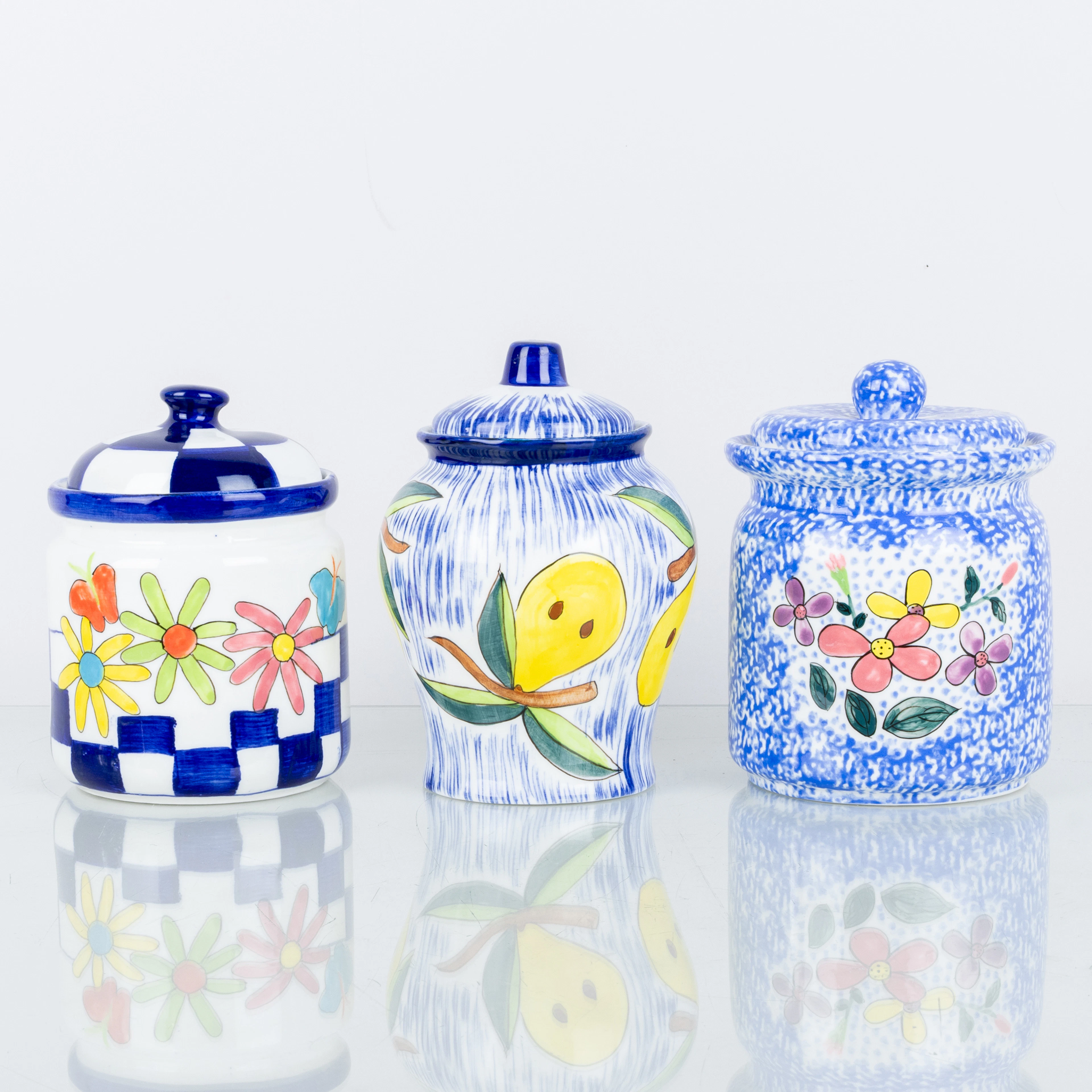 TARROS, 3 piezas, porcelana, segunda mitad del siglo XX