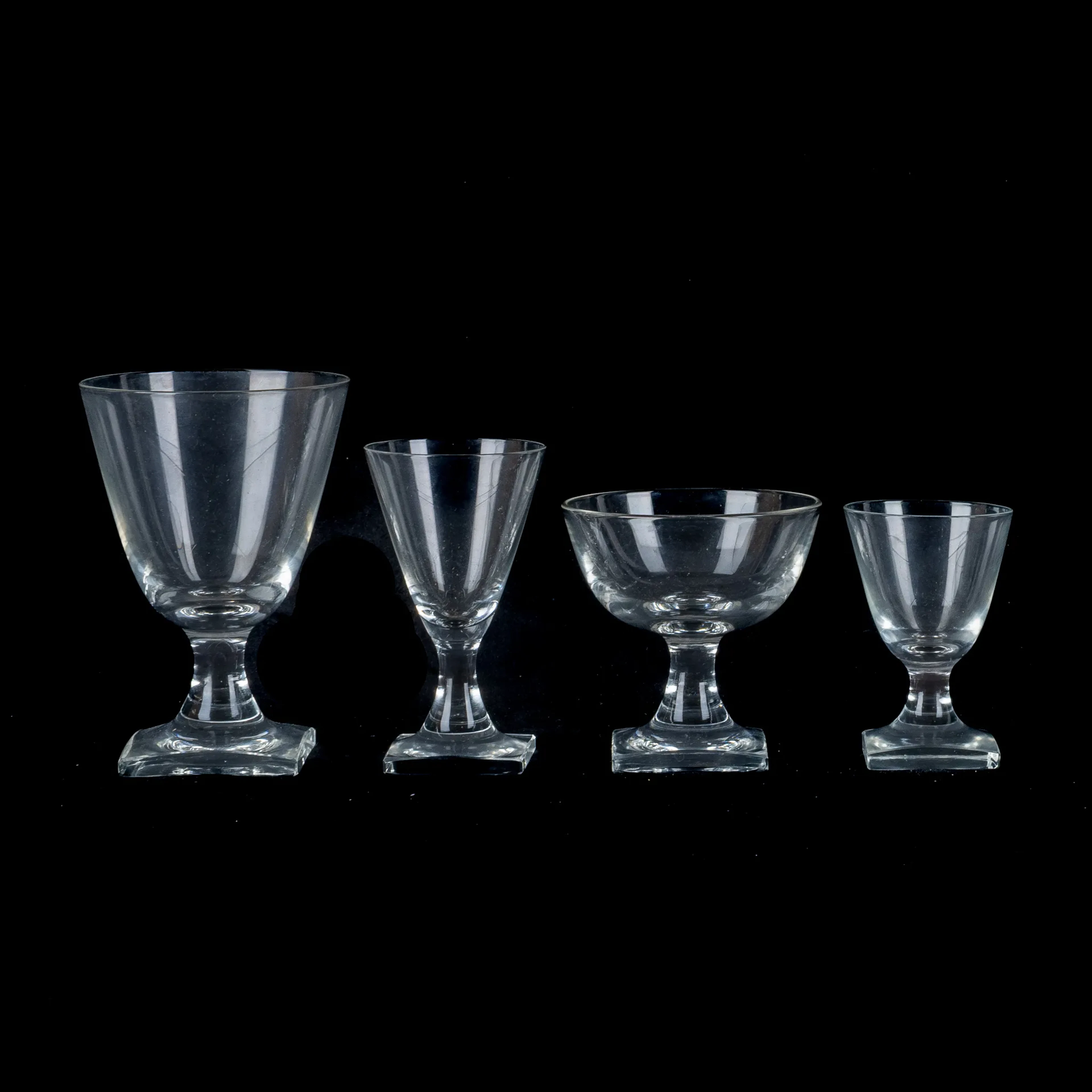 GLASSERVIS, 39 partes, siglos XX/2000