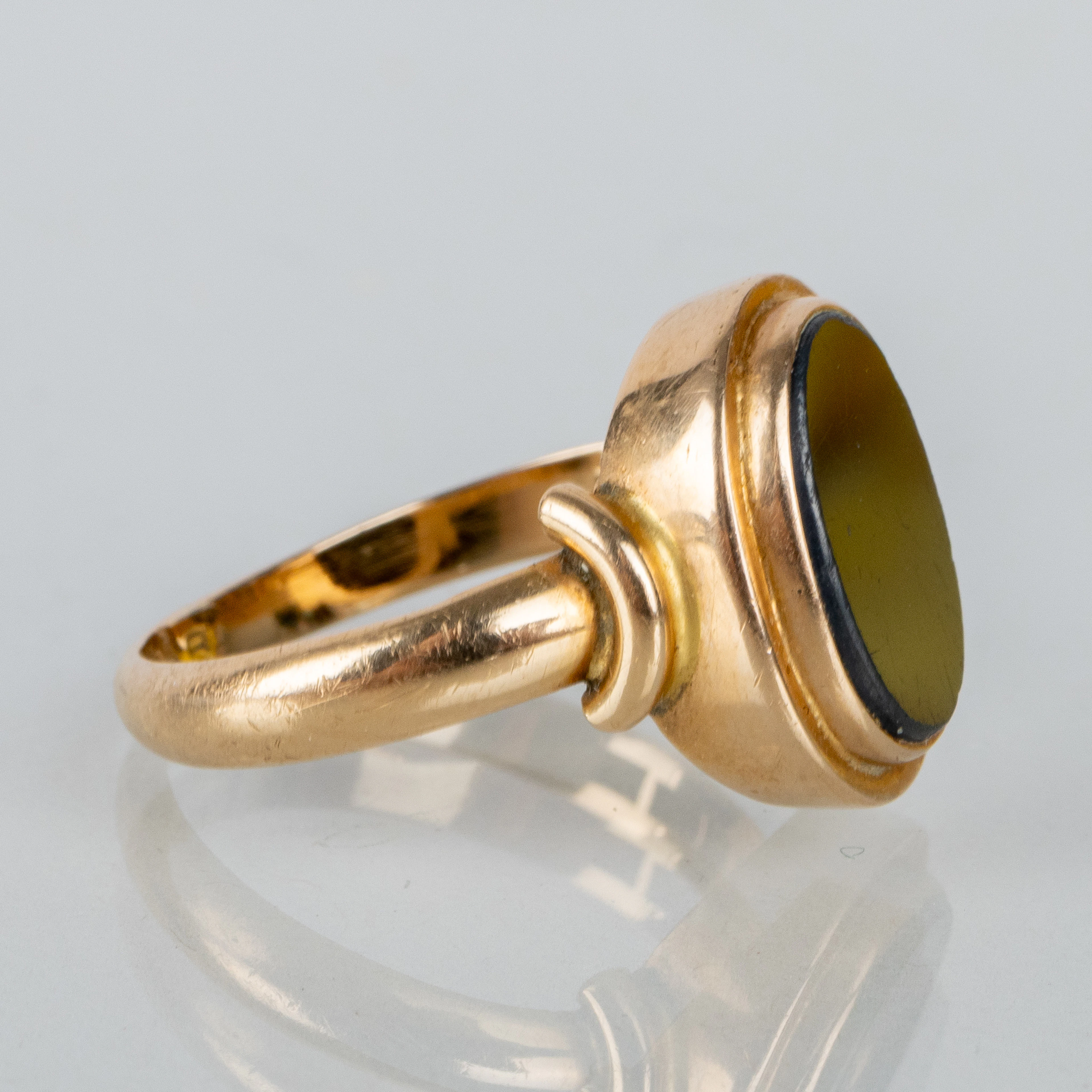ANELLO, oro 18 carati, con onice