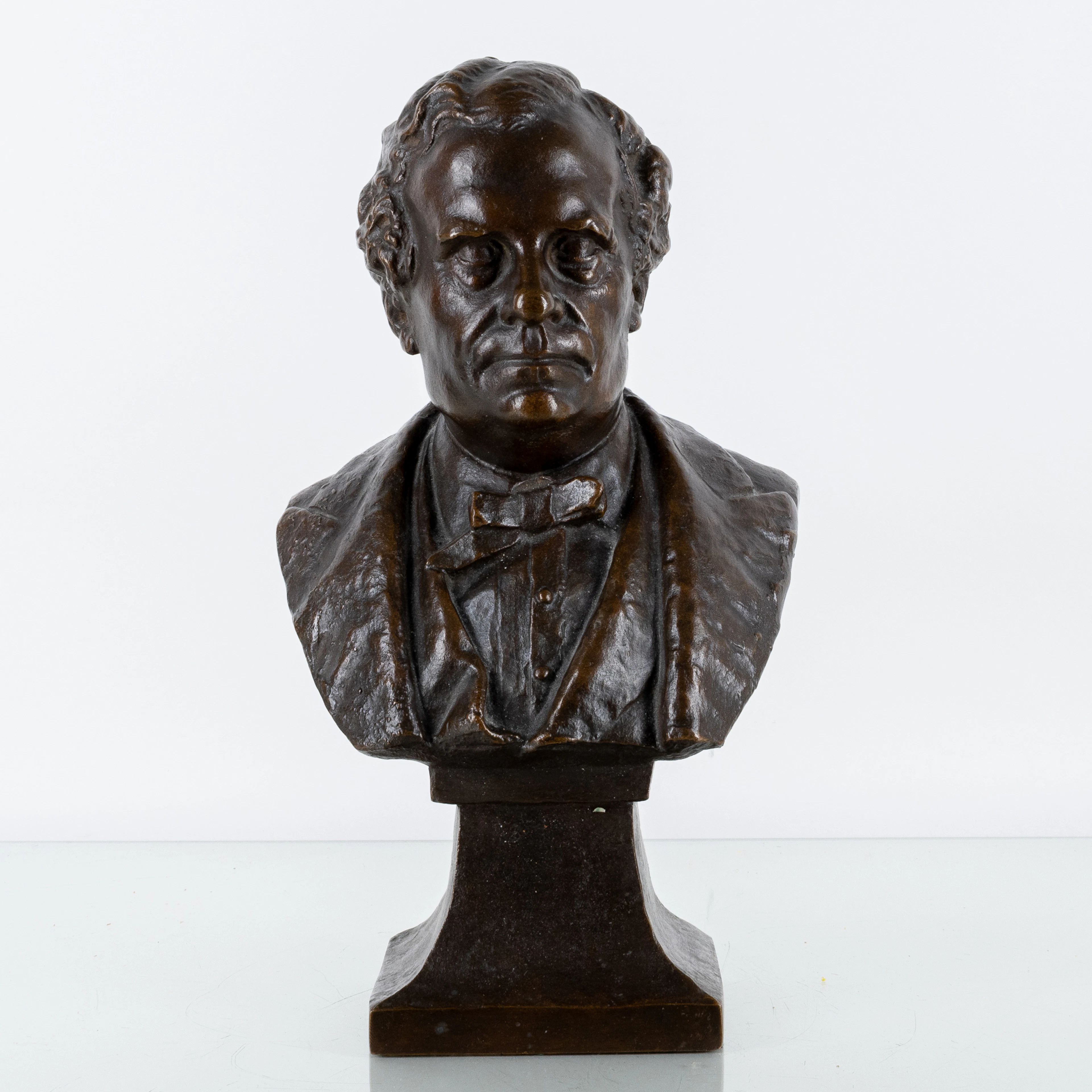 JOHN BÖRJESON (1835-1910), scultura, bronzo patinato, firmato, francobollo del fuso