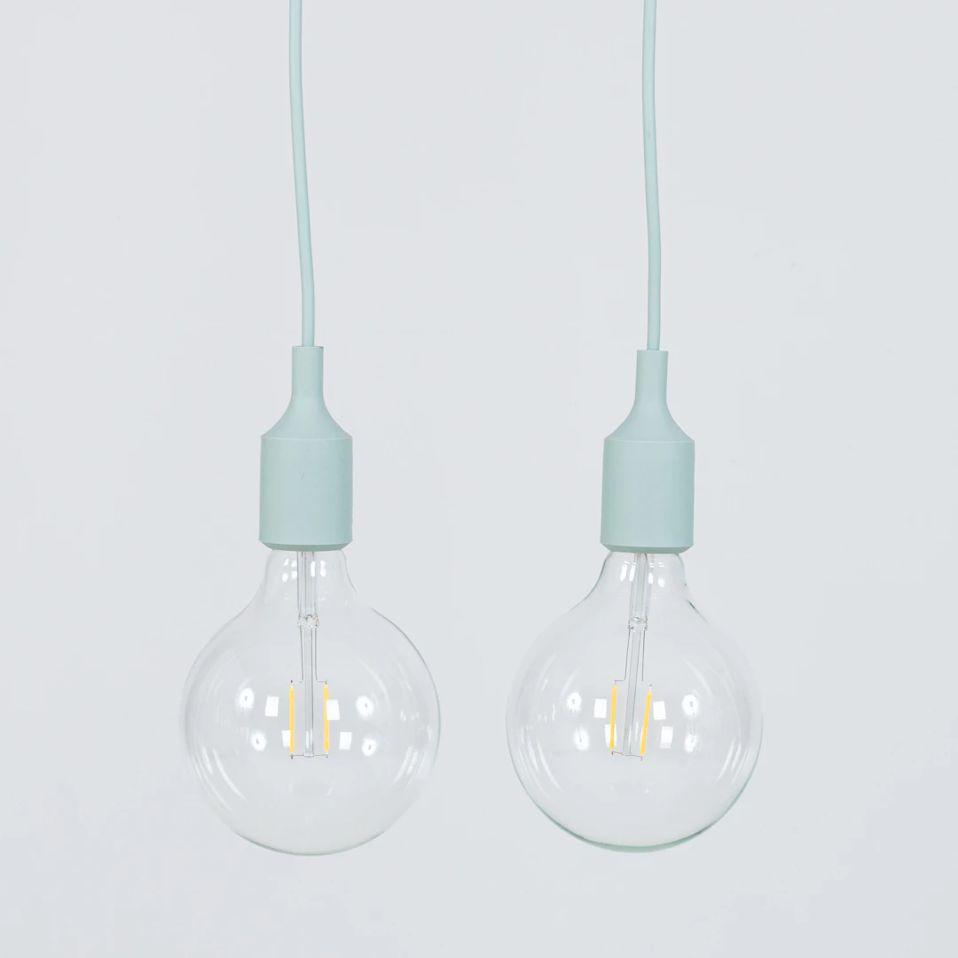 Tskänkt - AK/FAROLAS DE VENTANA, 1 par, "E27", Muuto, años 2000