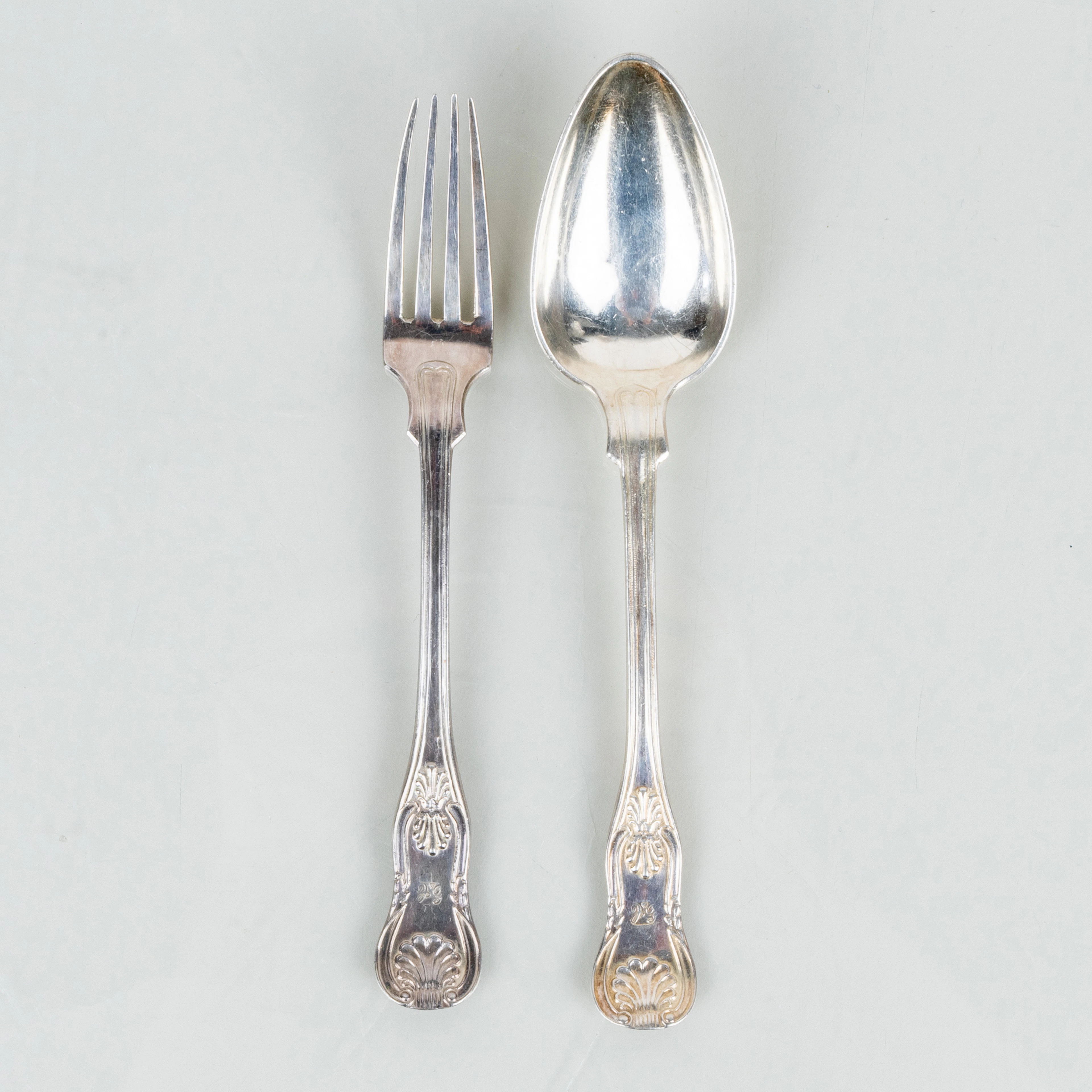 CUCCHIAIO E FORCHETTA, argento, 1864, peso totale circa 80 g