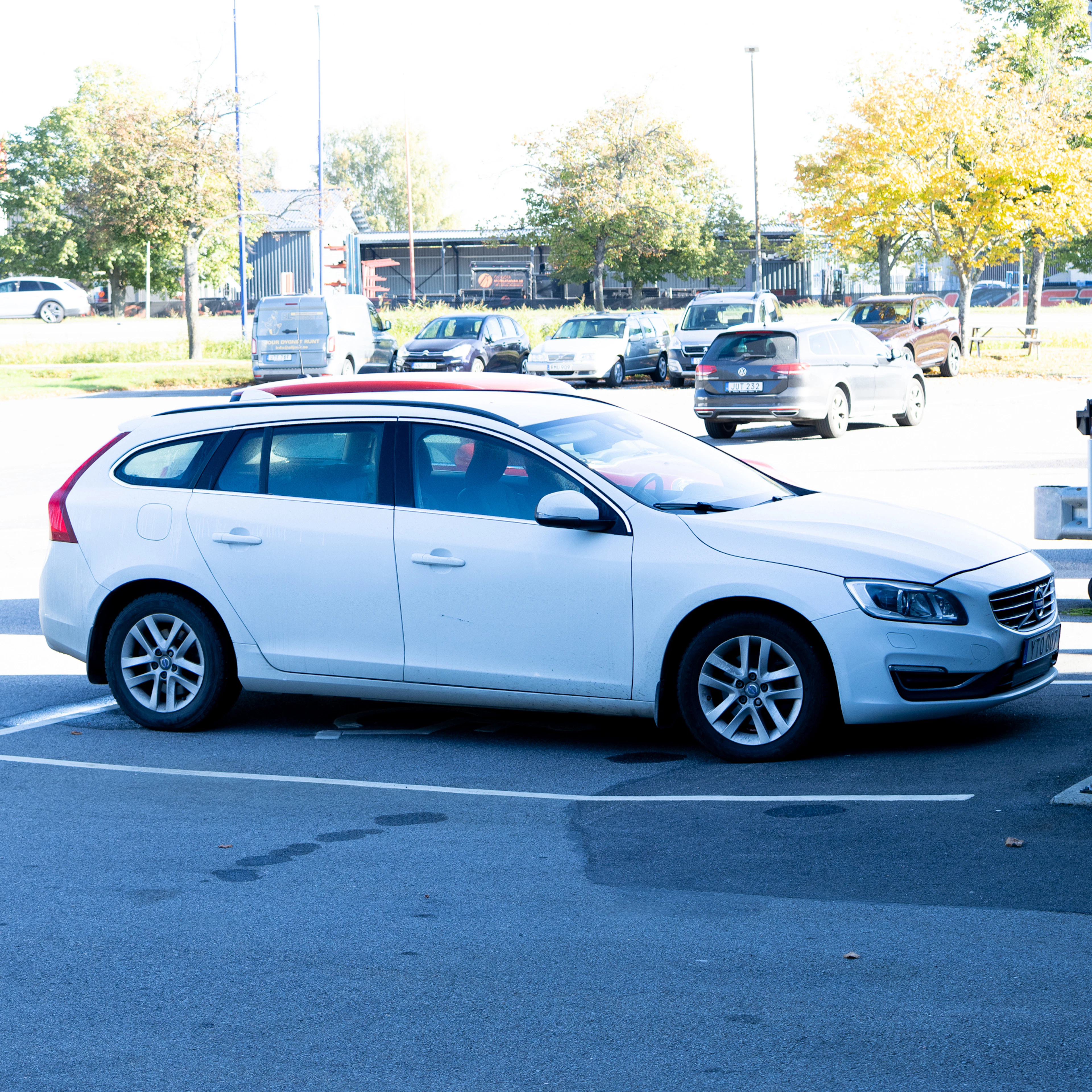 PKW, Volvo V60, HW7980, 2017, Regnr. YTO 007