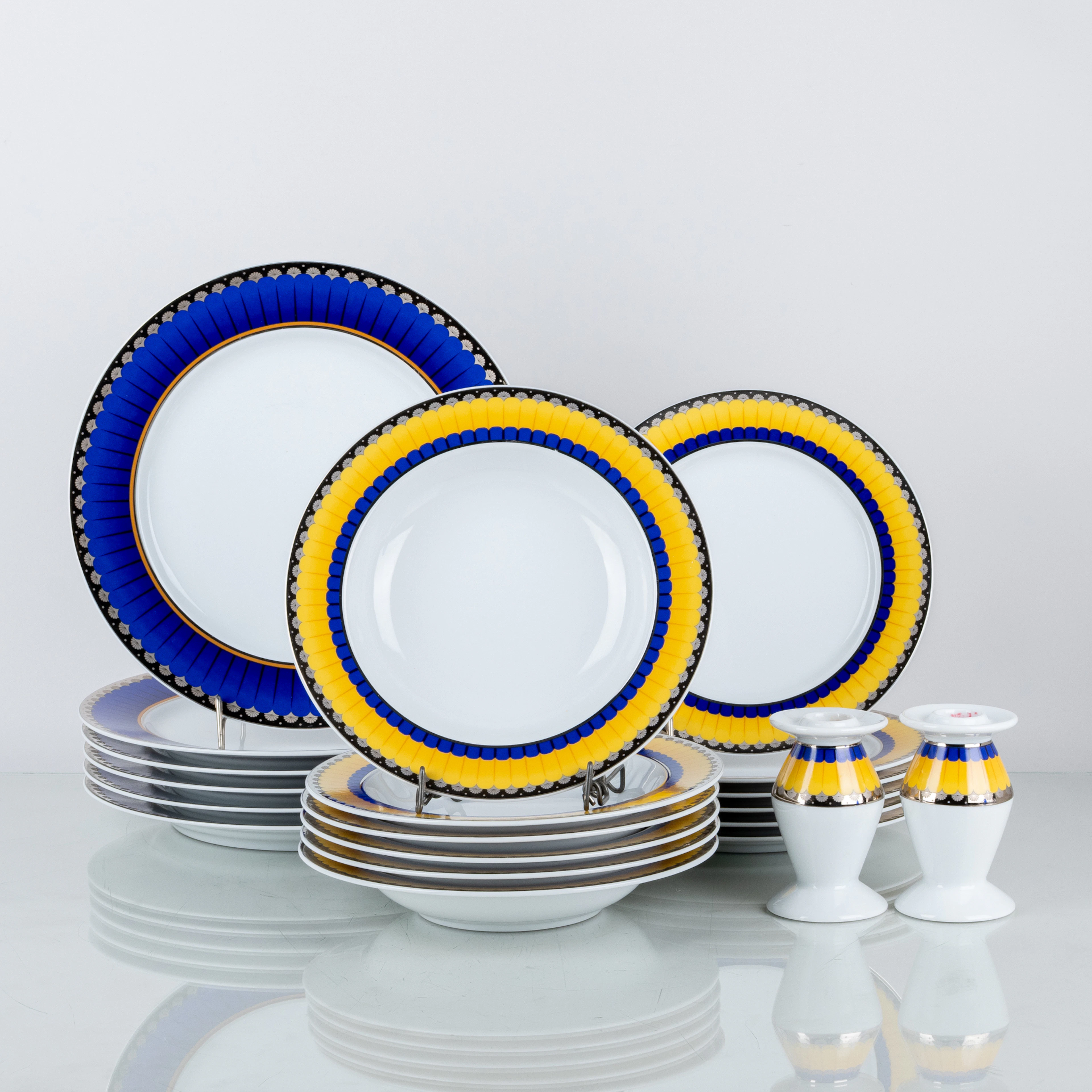 SIGVARD BERNADOTTE, vajilla de 20 piezas, porcelana, Fyrklövern, años 2000