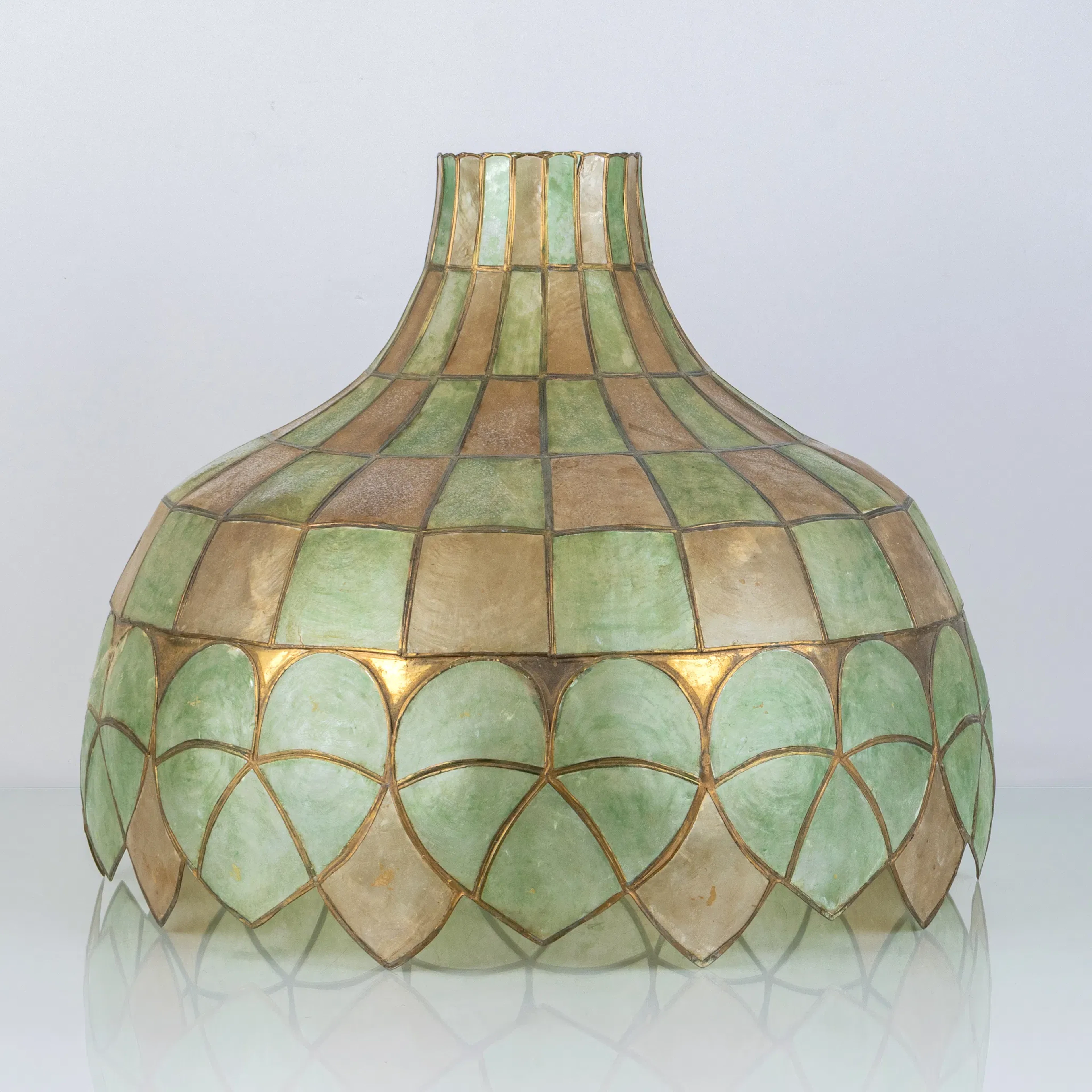 LAMPSHADE, seashell, tiffany style, 1900s