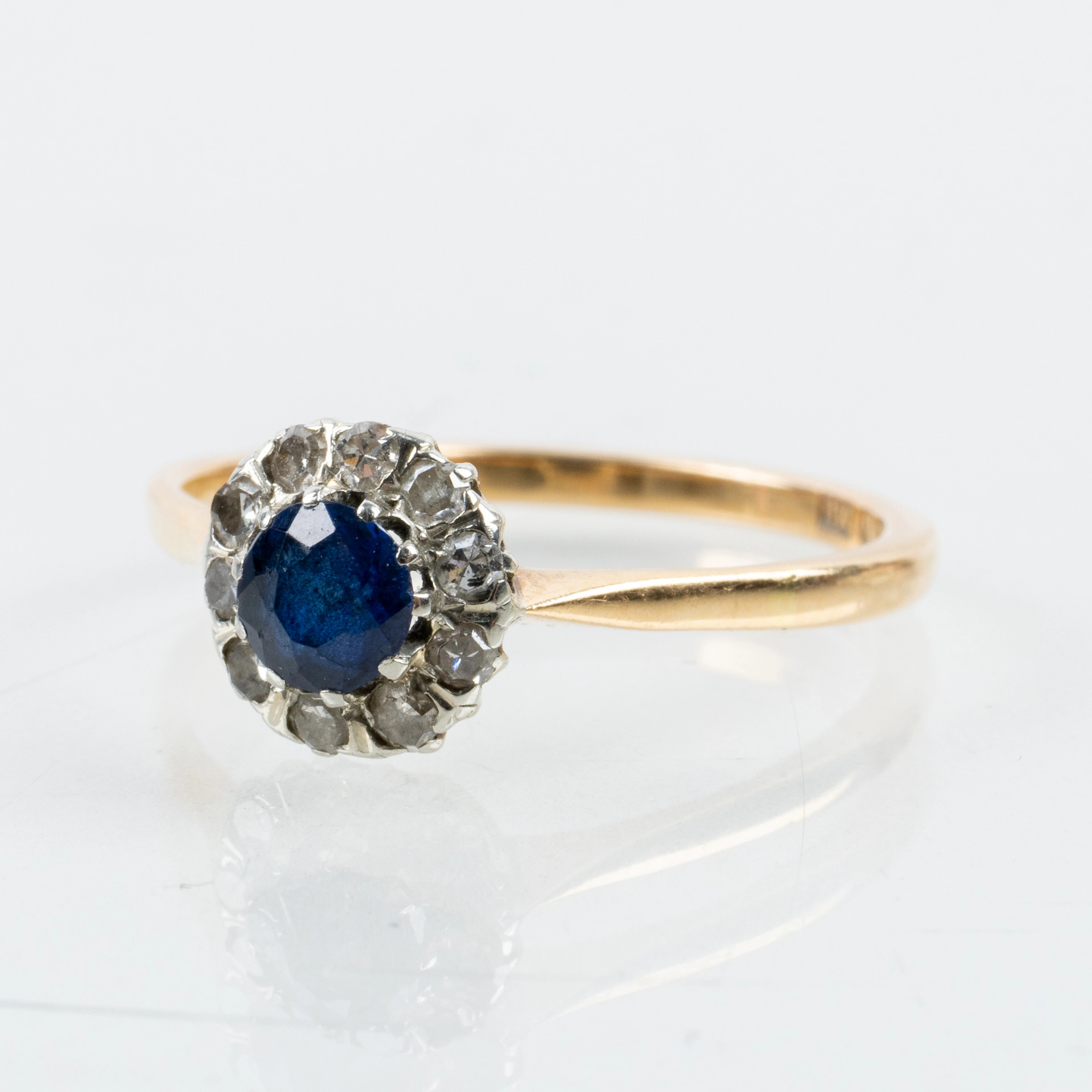 ANELLO, oro 18 carati, con diamanti blu, 1962