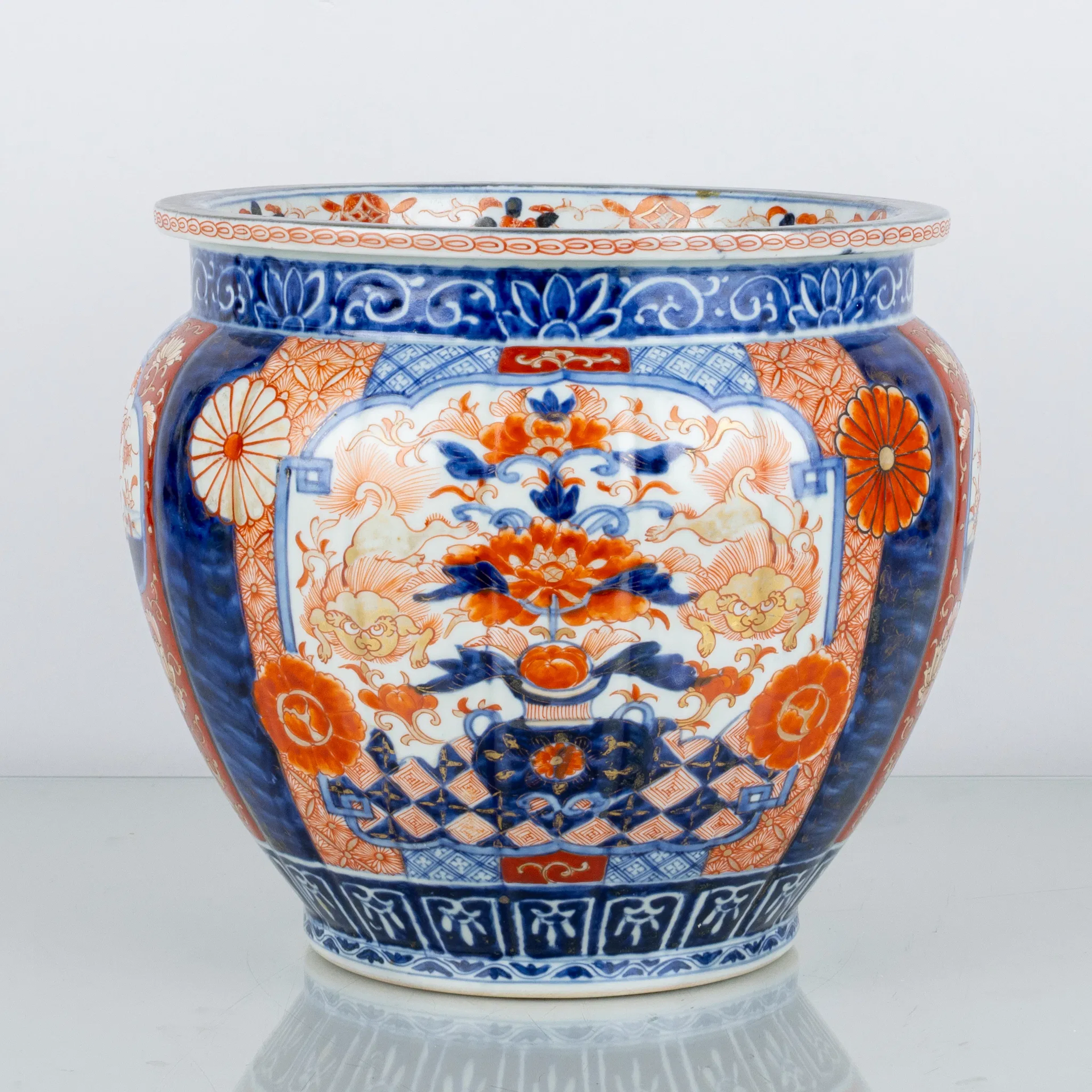 FODERA ESTERNA, porcellana, Imari, Giappone, anni 1900