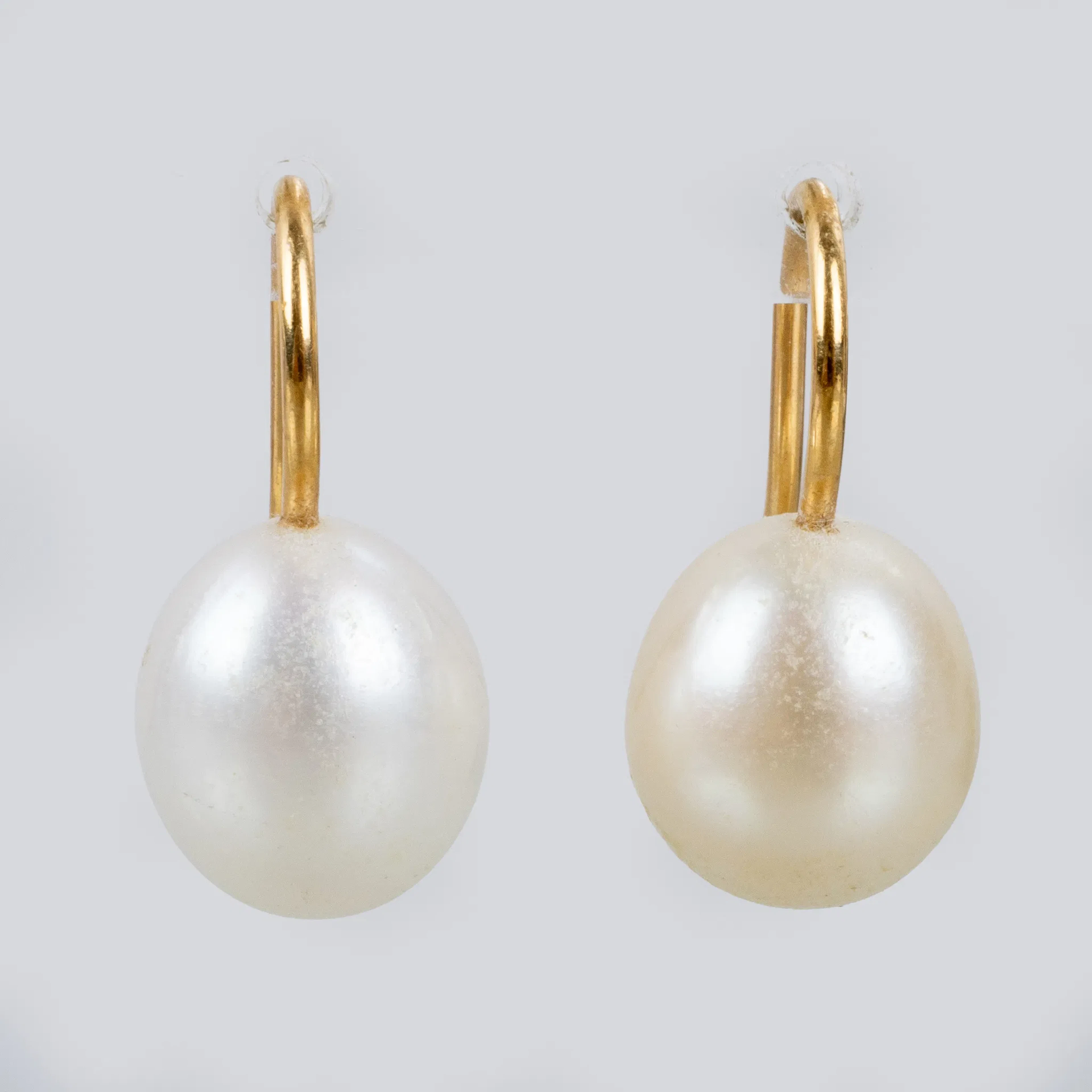 PENDIENTES, 1 par, oro de 18 quilates, con perlas cultivadas