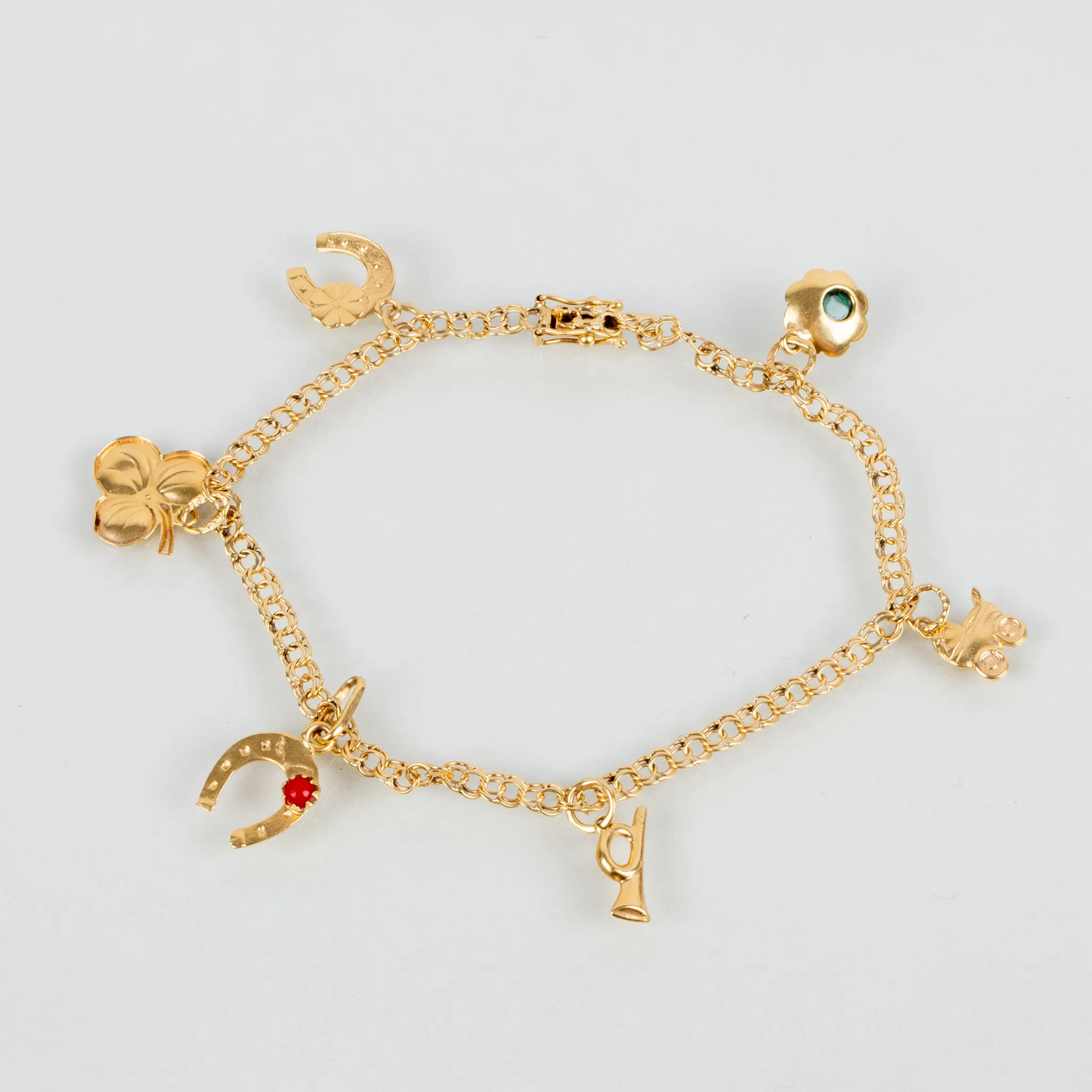 ARMBÄNDER MIT ANHÄNGERN, 18-karat-Gold