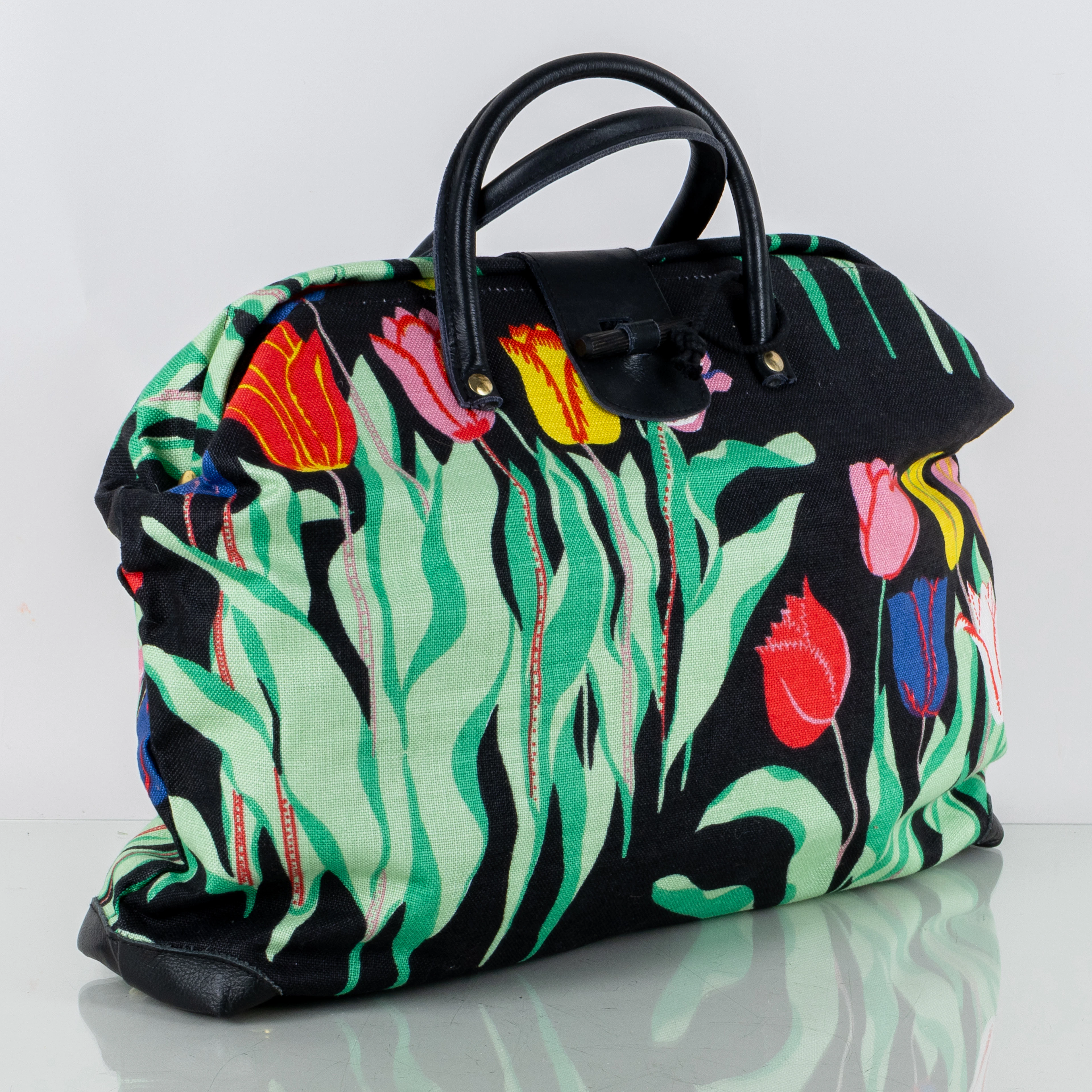 FIRMA SVENSKT TENN, bolso, "Tulip" diseñado por Josef Frank