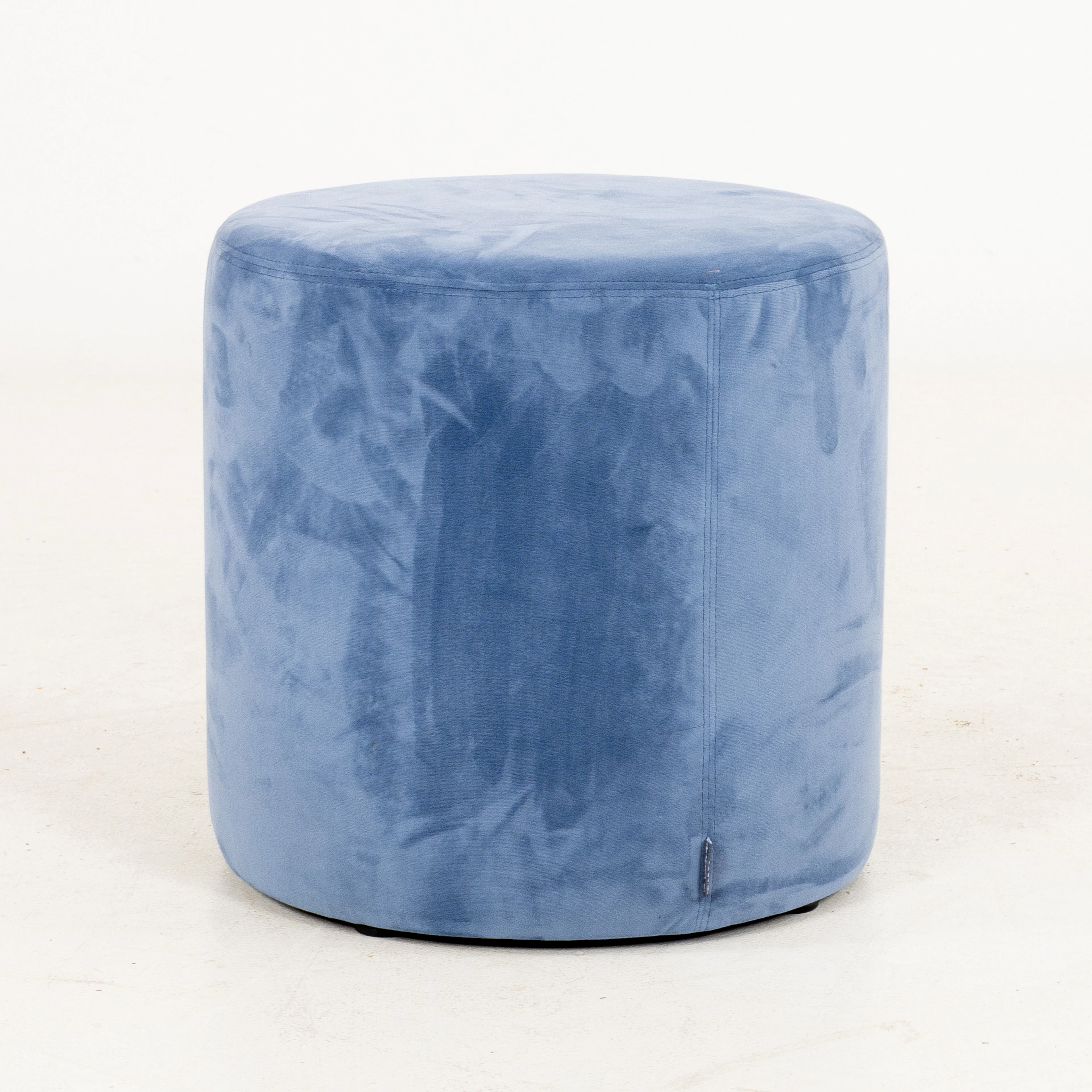 POUF, DeNona, contemporáneo