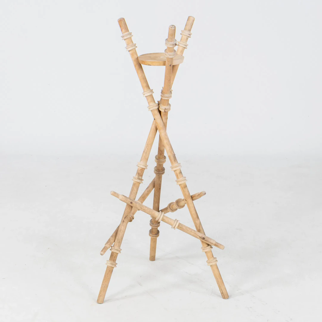 PIEDESTAL, pine, the first half of the 10th century