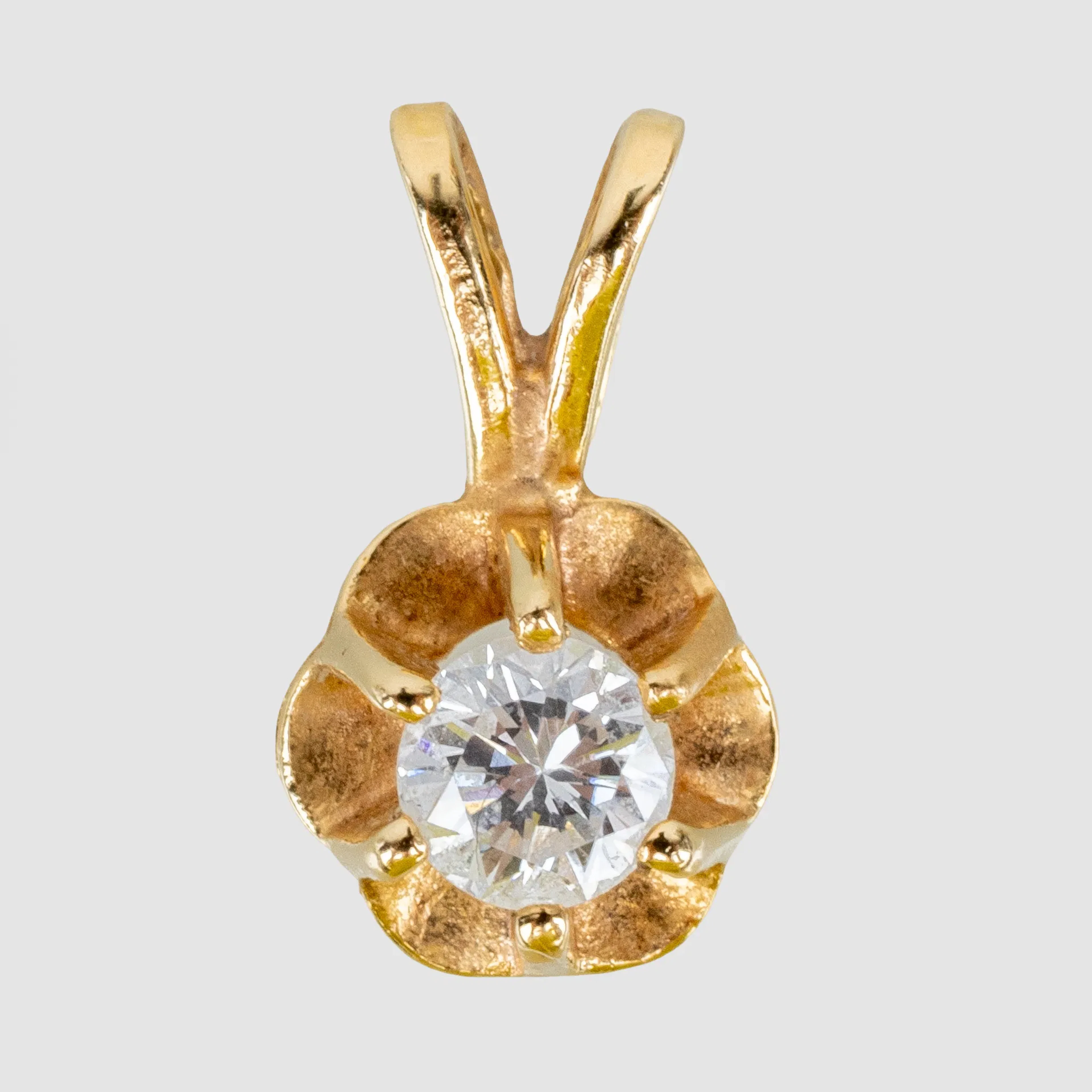 PENDENTE, oro 18 carati, con diamante tagliato brillante circa 0,12 ct