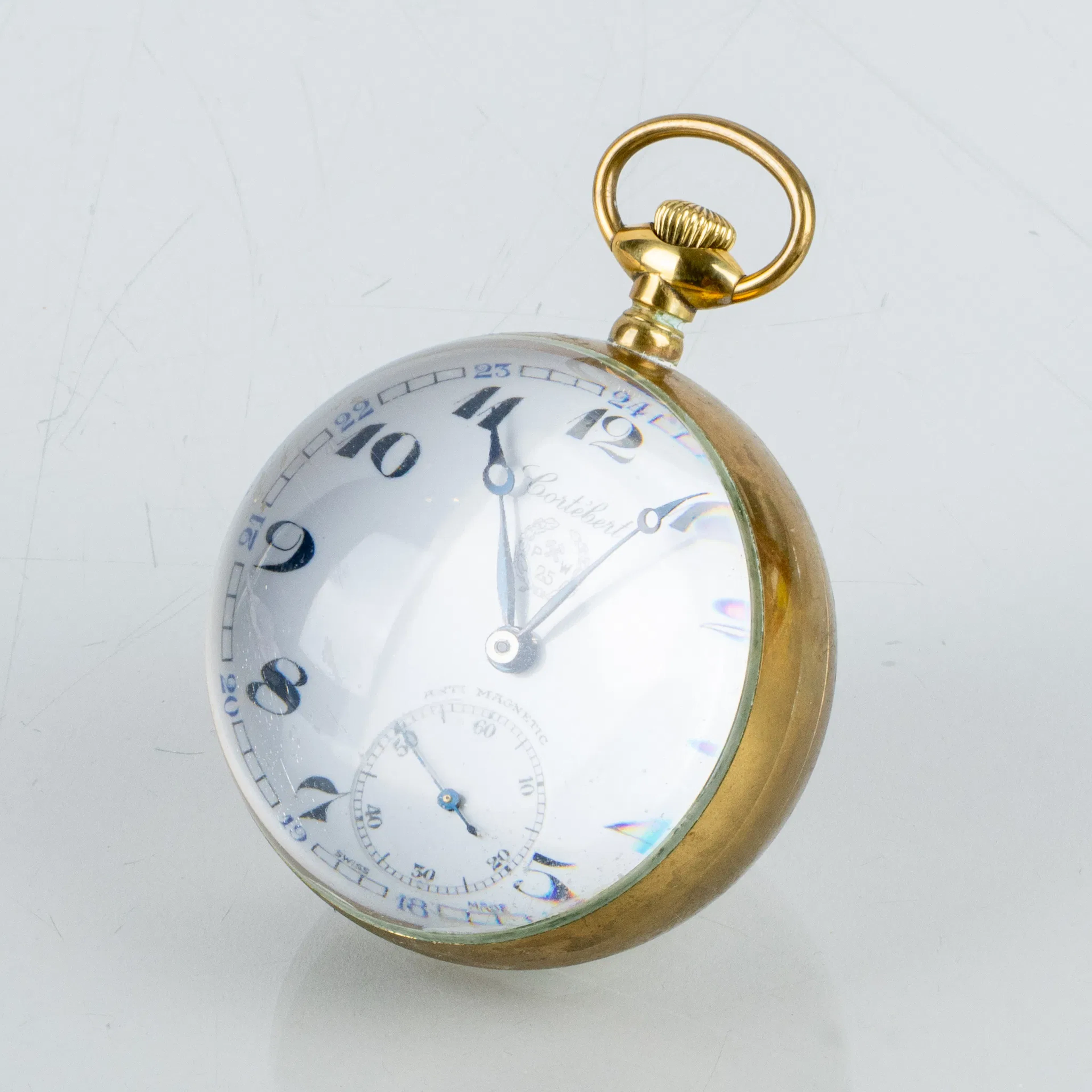 RELOJ DE MESA, latón, Cortébert, la primera mitad del siglo XX