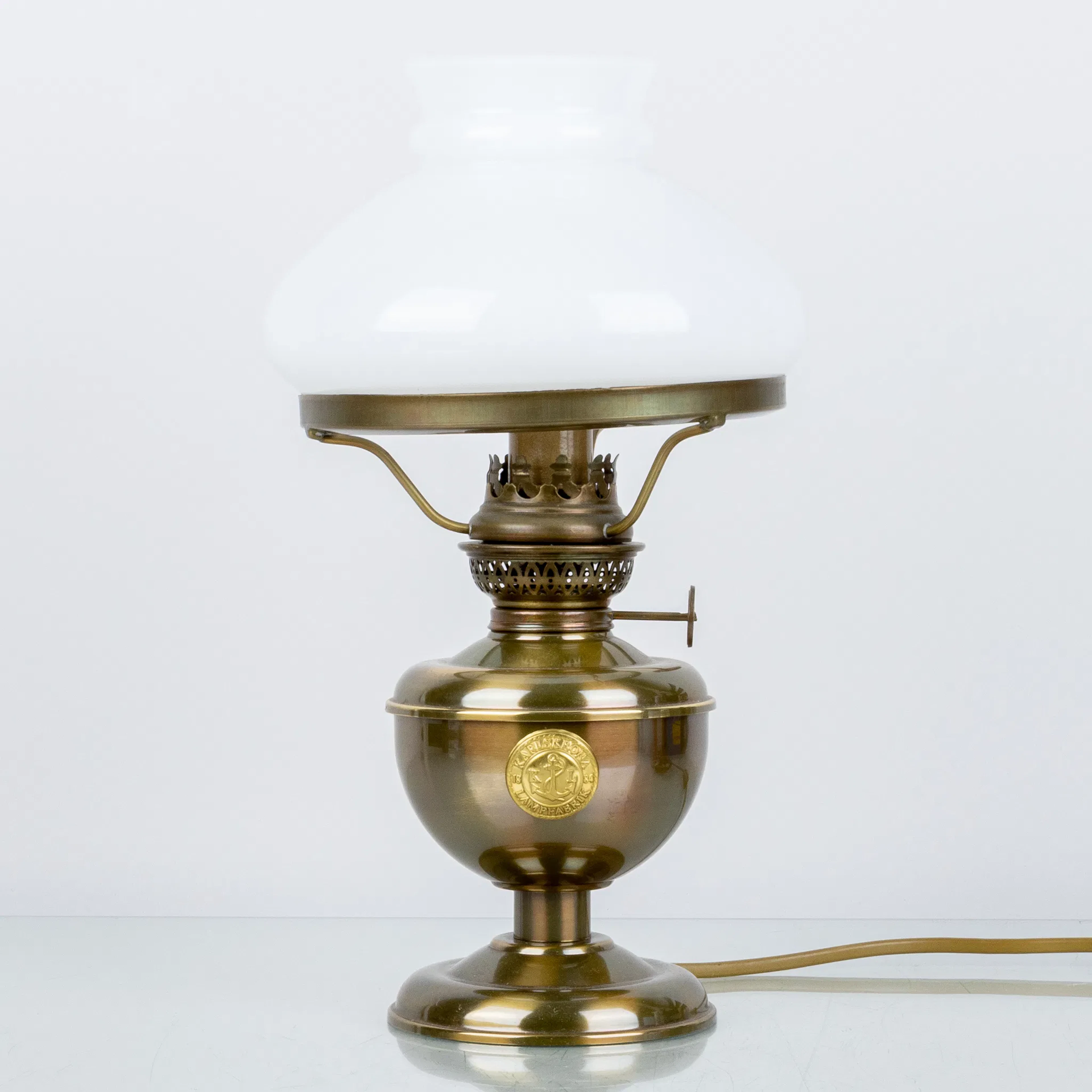 LAMPADA DA TAVOLO, ottone, Karlskrona Lampfabrik, anni 1900/2000