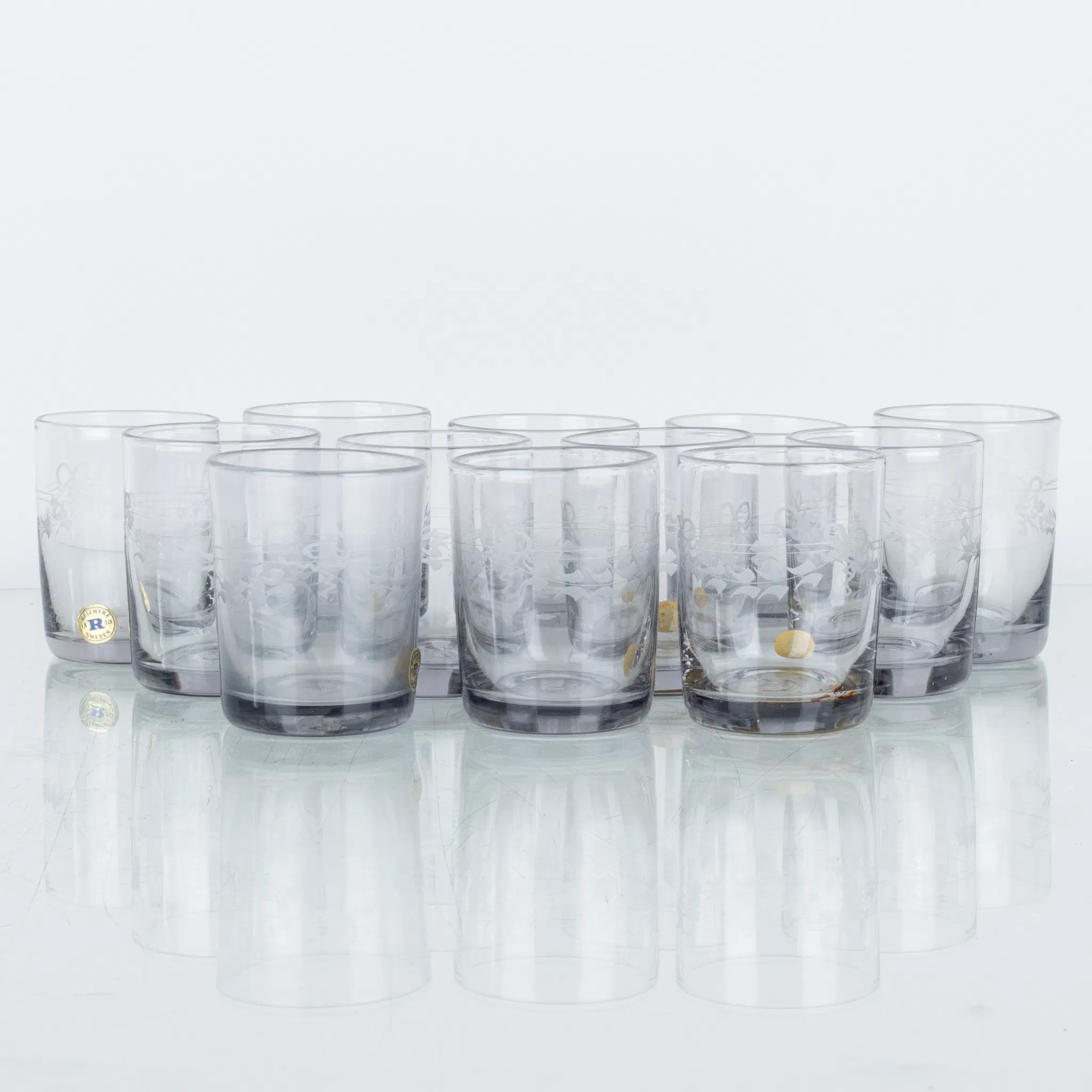 VERRES À WHISKY, 12 exemplaires, verre, « Antique », verrerie Reijmyre, probablement années 1900