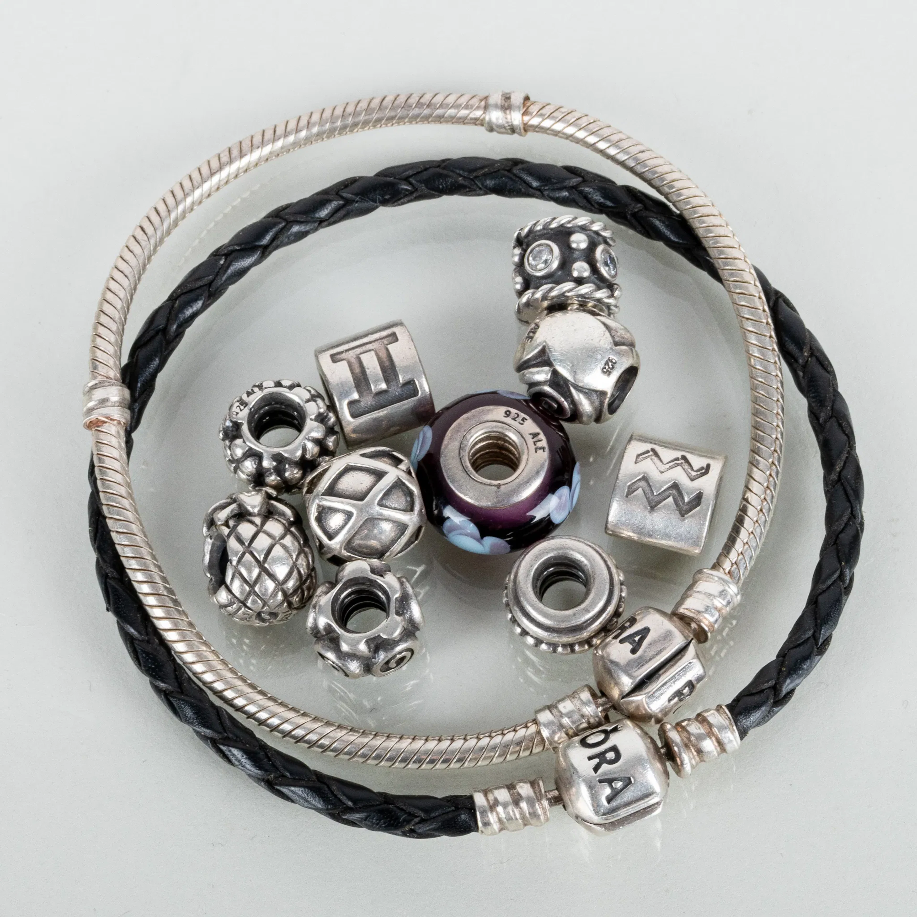 PULSERAS, set de 2, Pandora, plata esterlina, con dijes, años 2000