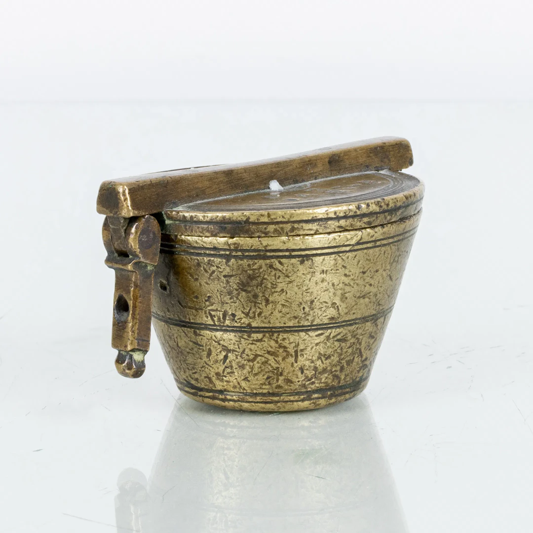JUEGO DE PESOS, LATÓN, 1859