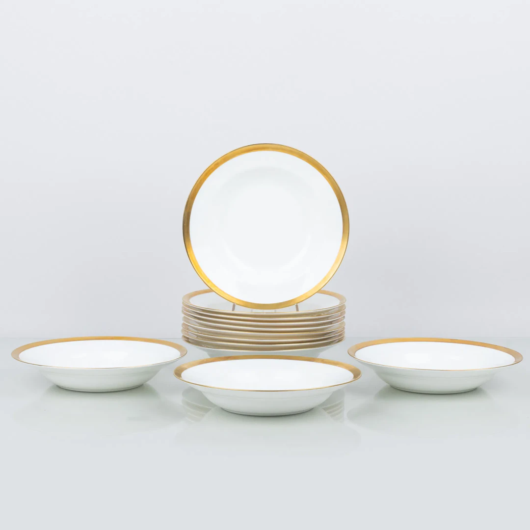 KARIN BJÖRQUIST, 12 piezas de placas profundas, porcelana ósea, "Nobel", Rörstrand