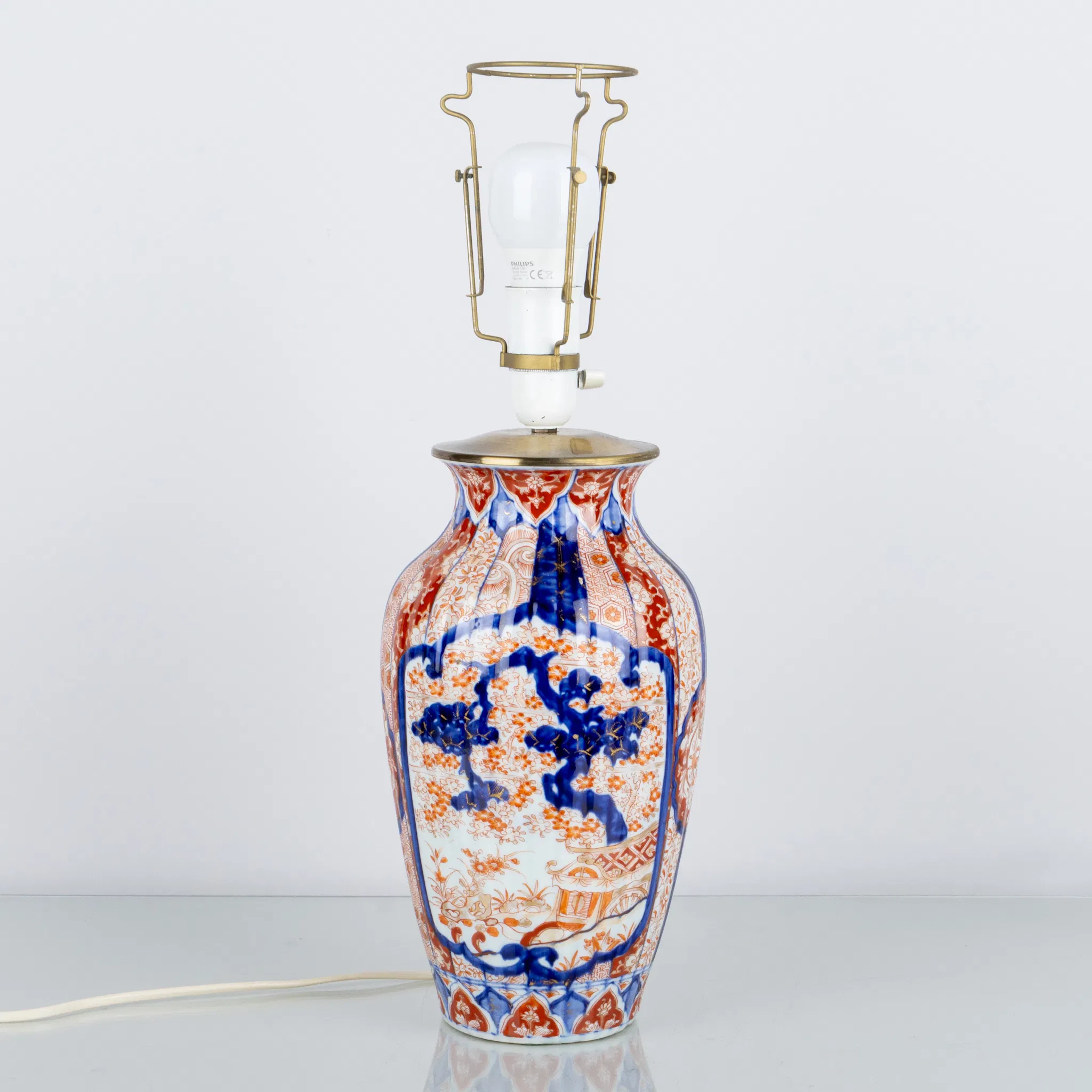TABLE LAMP, porcelain, Imari, Japan, 1900s