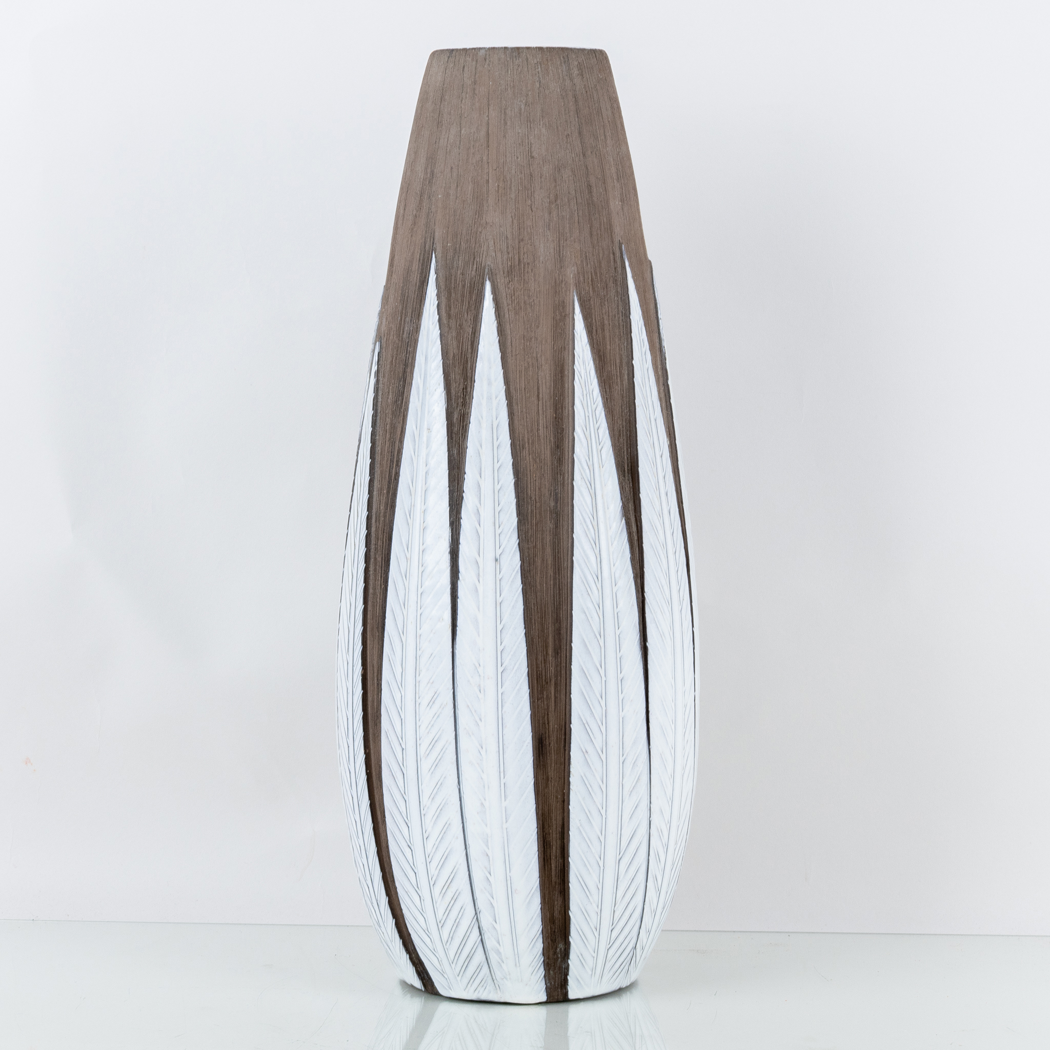 Upsala Ekeby (1886–1978) Sweden | Barnebys