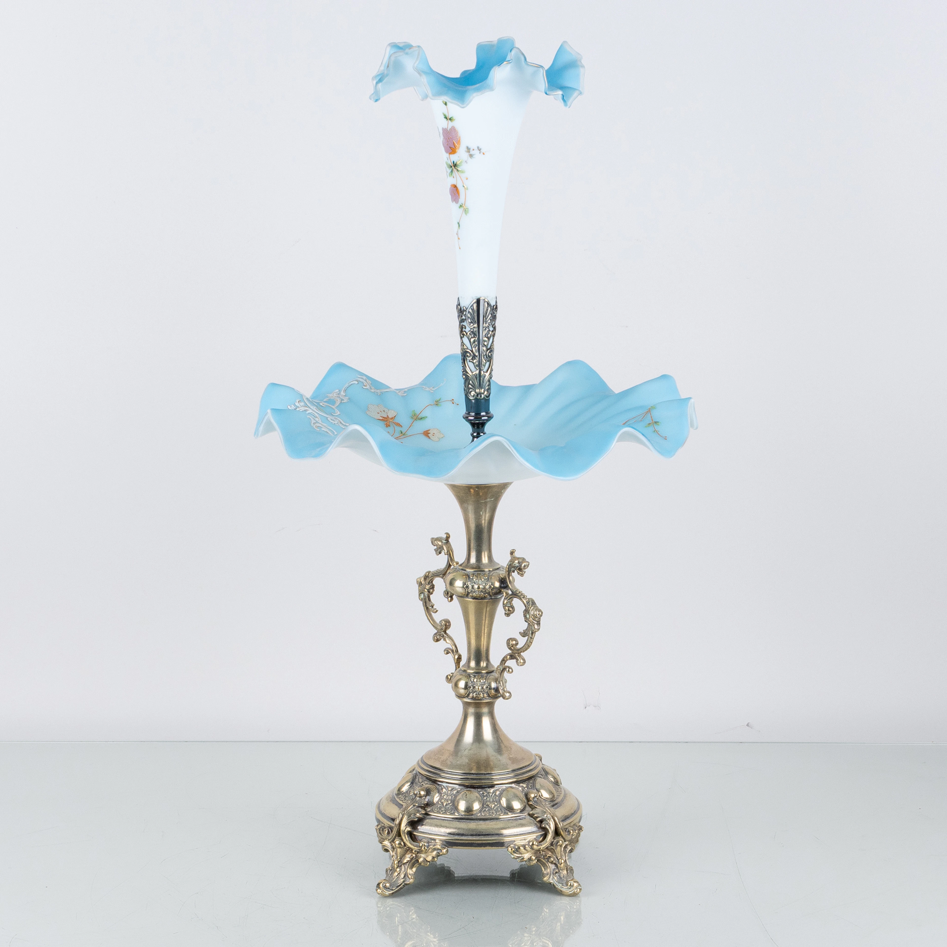 SET DA TAVOLA, nichel argento e vetro, GAB, circa 1900, altezza circa 59 cm
