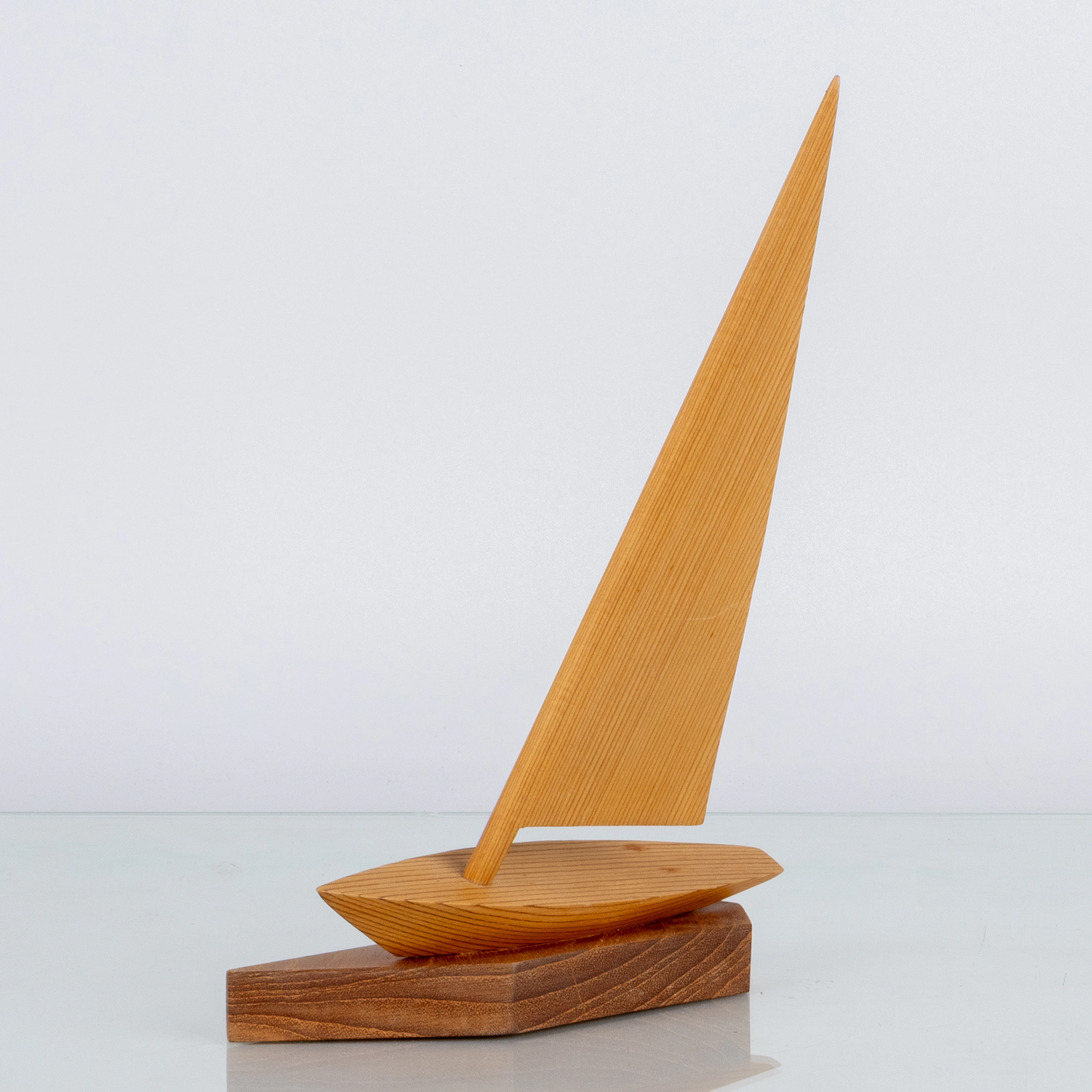 JOHNNY MATTSSON (1906-1970), escultura, madera, monogramado firmado