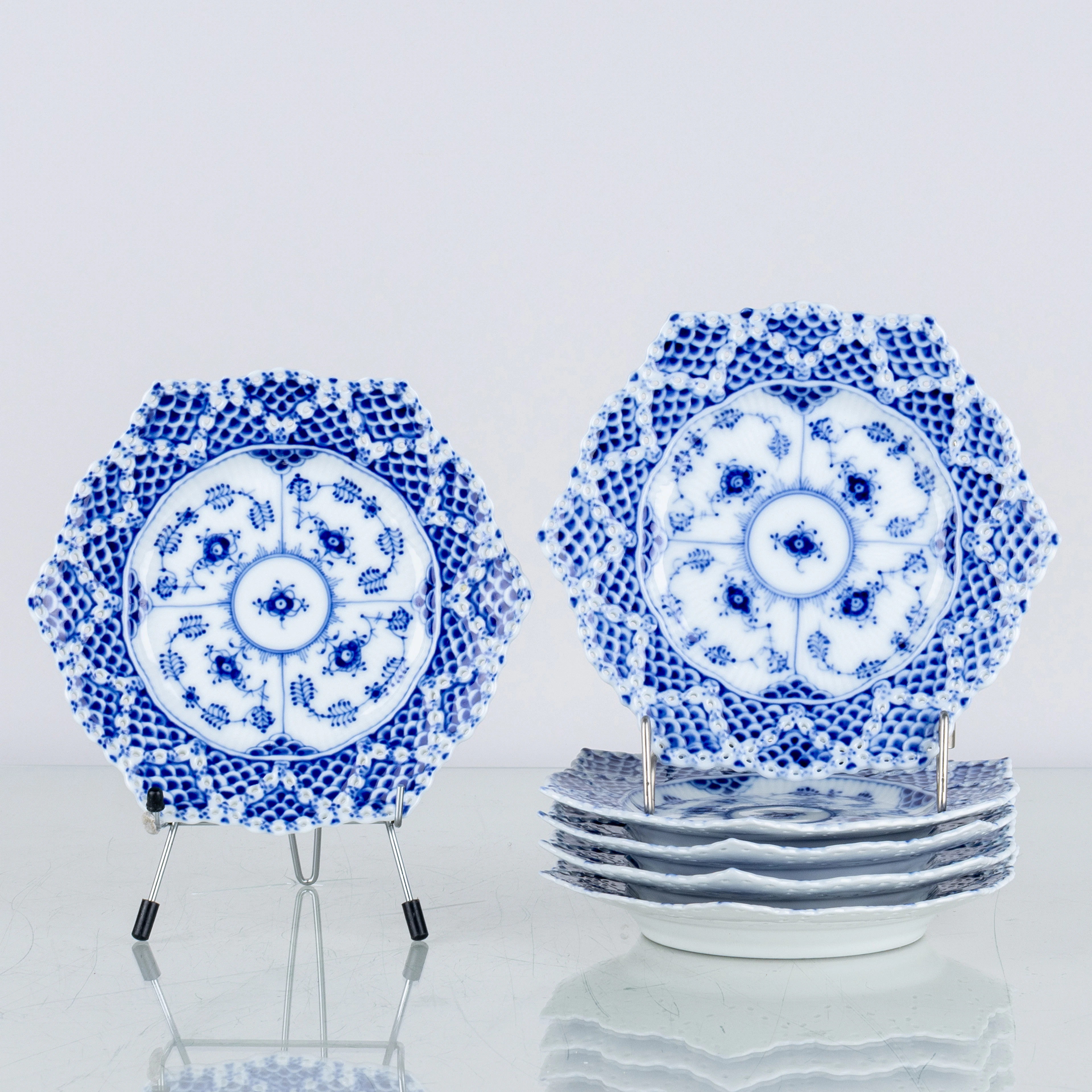 REAL COPENHAGUE, 6 platos de porcelana, modelo 1144, Dinamarca