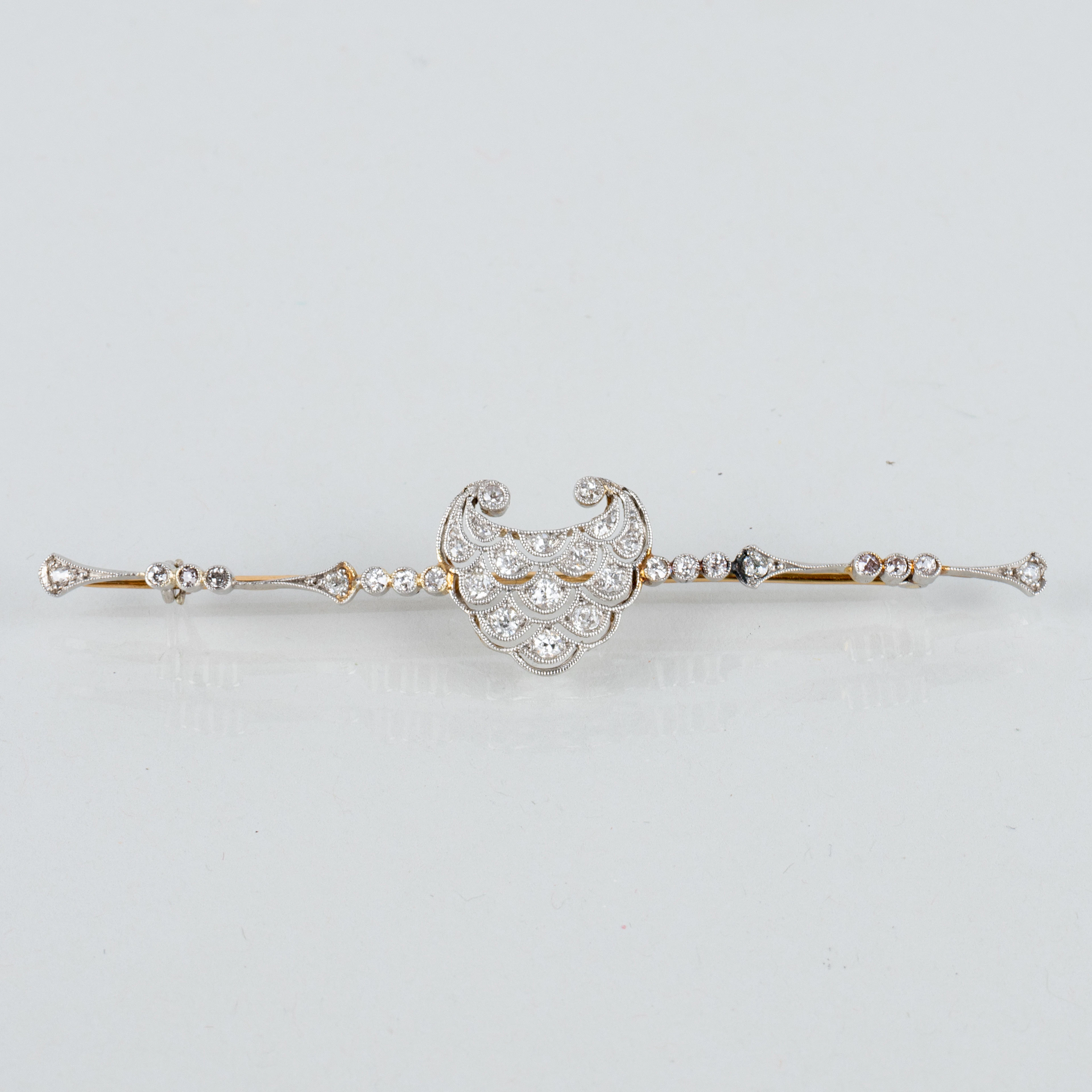 PIN BROCHE, platino y oro de 18 quilates, con diamantes, probablemente principios del siglo XX